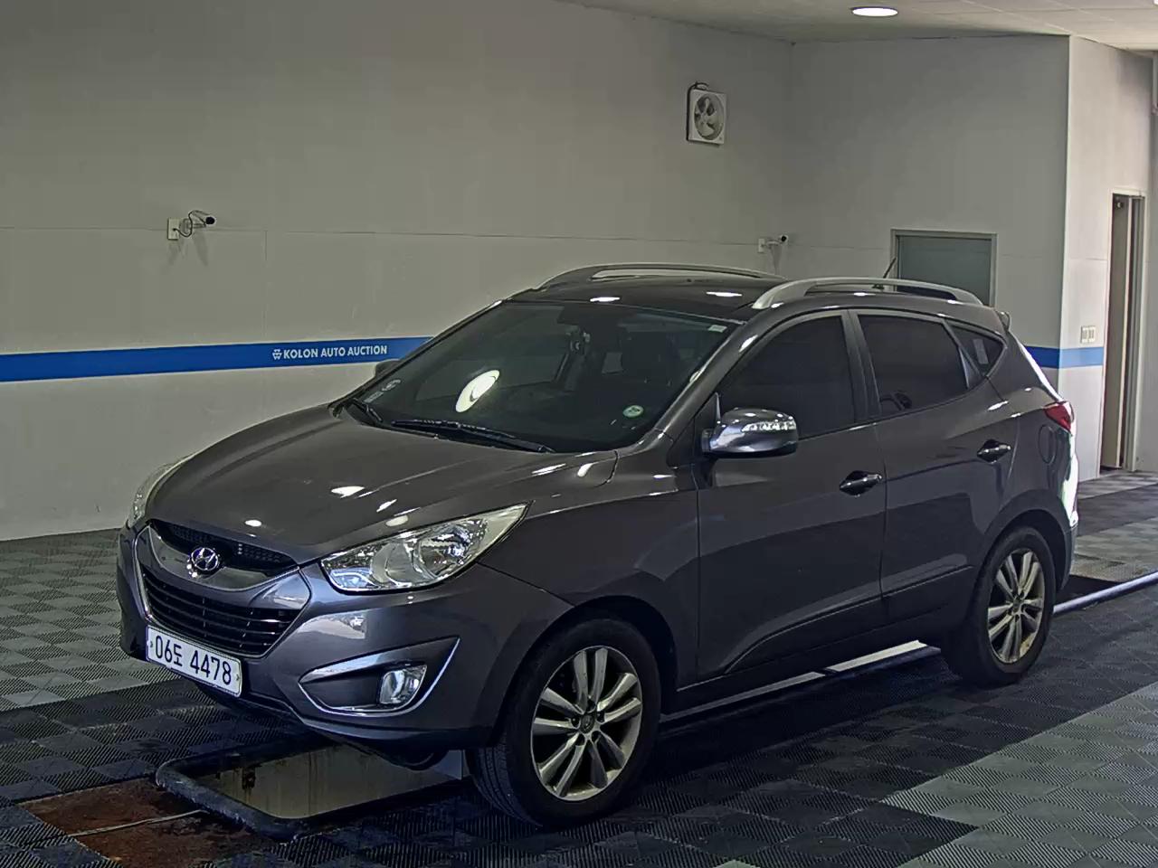 HYUNDAI TUCSON ix DIESEL R20 2WD LX20 PREMIER 2010 - zdjęcie 2