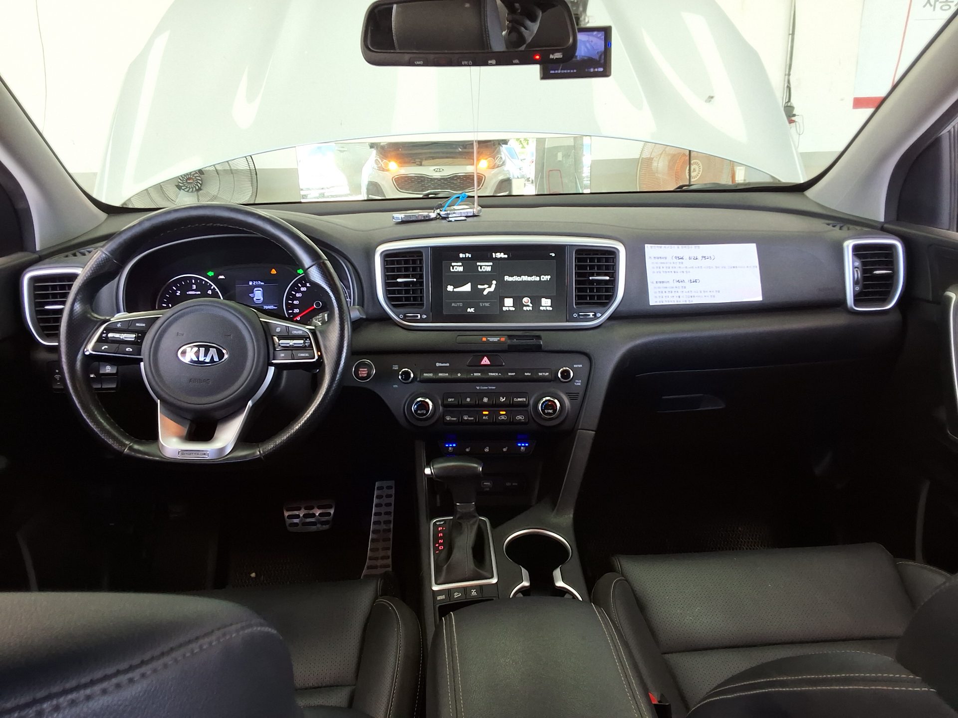 KIA SPORTAGE THE BOLD R2.0 DIESEL 4WD PRESTIGE 2020 - zdjęcie 12