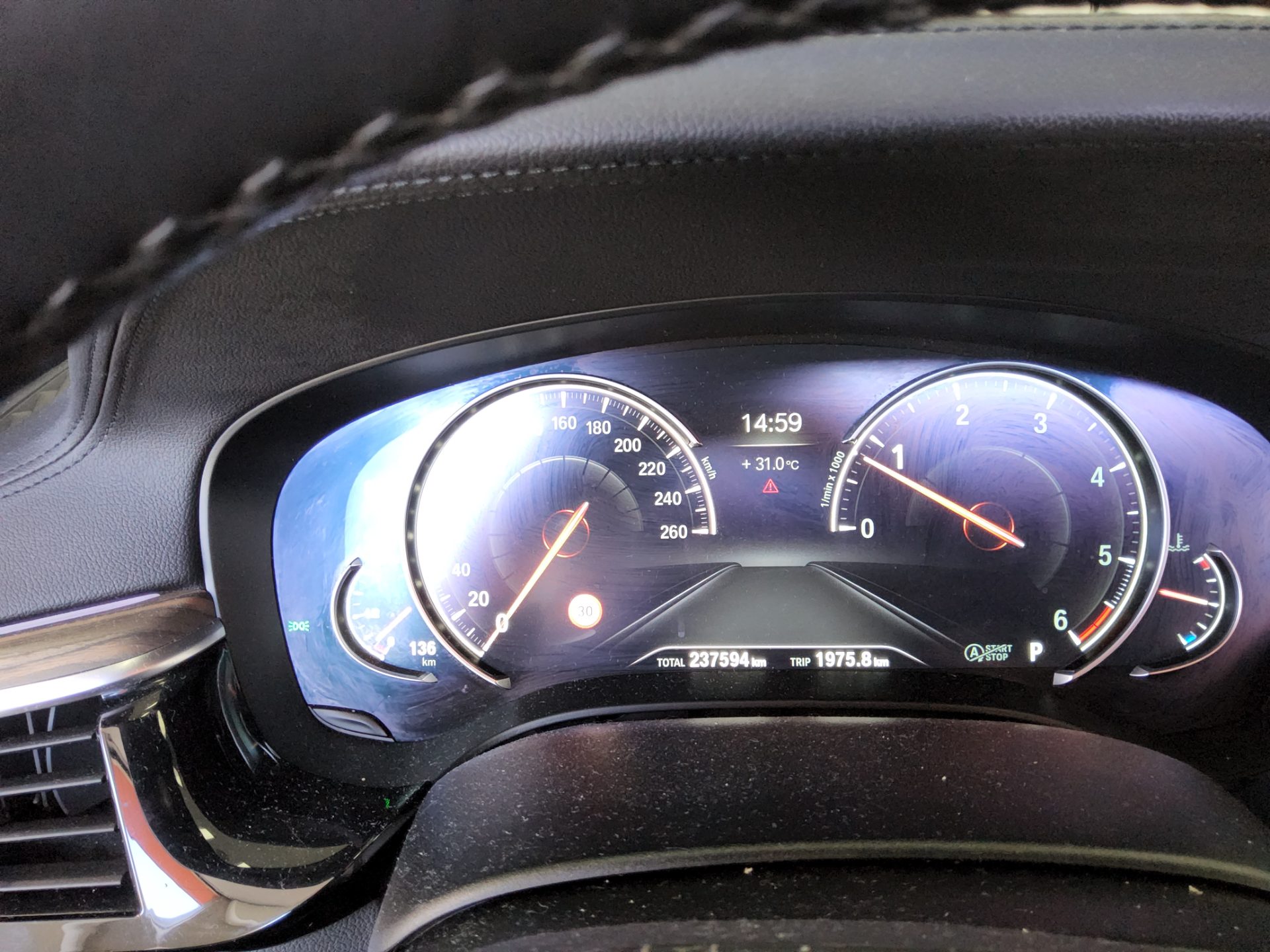 BMW 5 SERIES (7TH GEN) 520d xDRIVE M SPORT PACK PLUS 2018 - zdjęcie 9