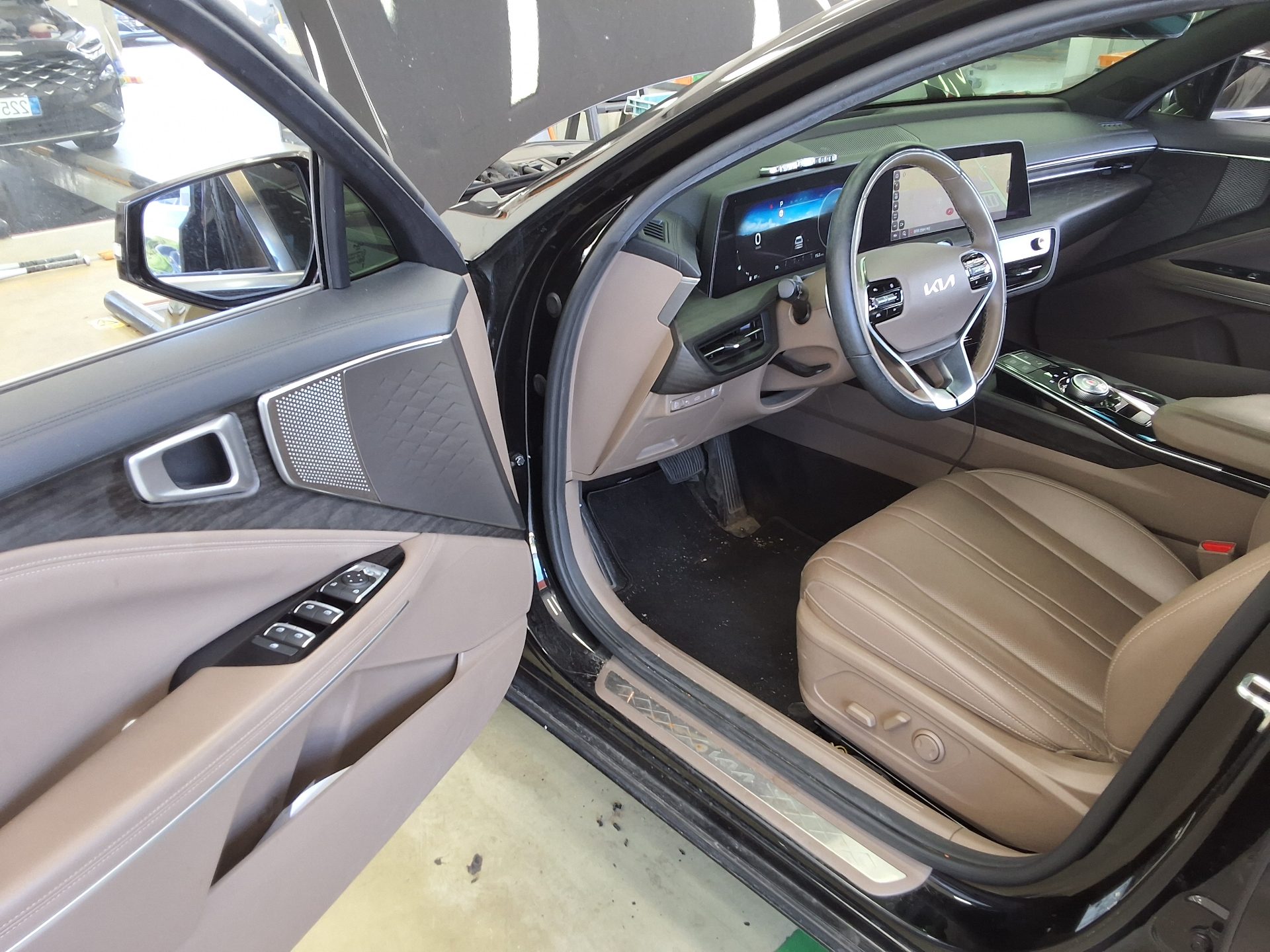 KIA K8 2.5 GDI NOBLESSE LITE 2022 - zdjęcie 11