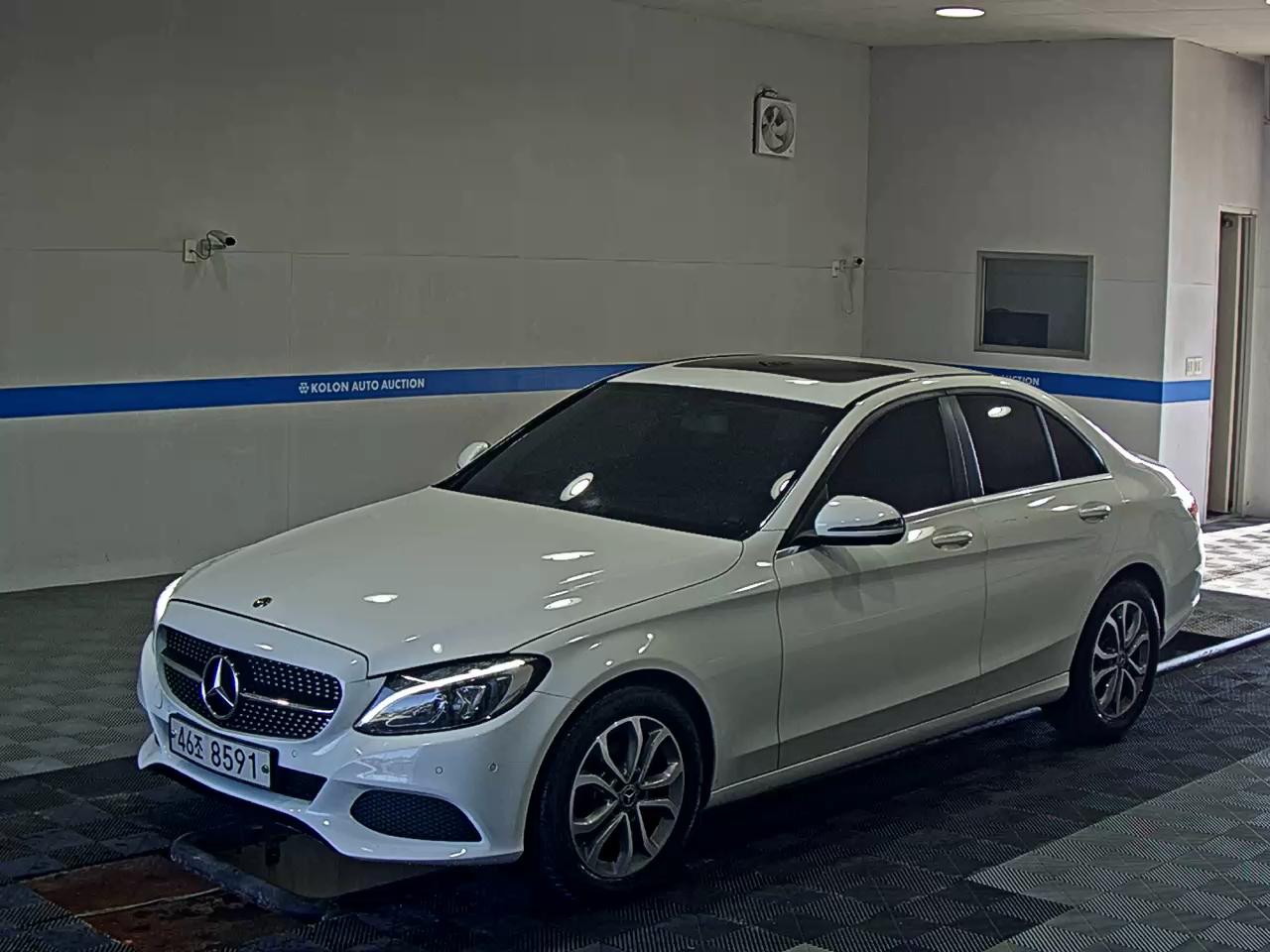 MERCEDES-BENZ C-CLASS (4TH GEN) C200 d 2018 - zdjęcie 2
