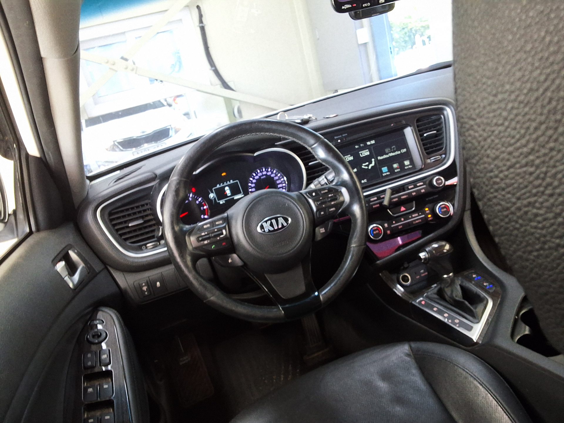 KIA THE NEW K5 2.0 CVVL PRESTIGE 2015 - zdjęcie 12