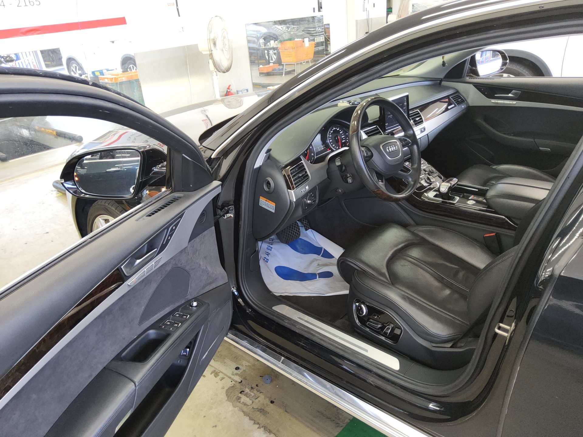 AUDI A8 (3RD GEN) 4.2 TDI QUATTRO LWB 5 SEAT 2014 - zdjęcie 10