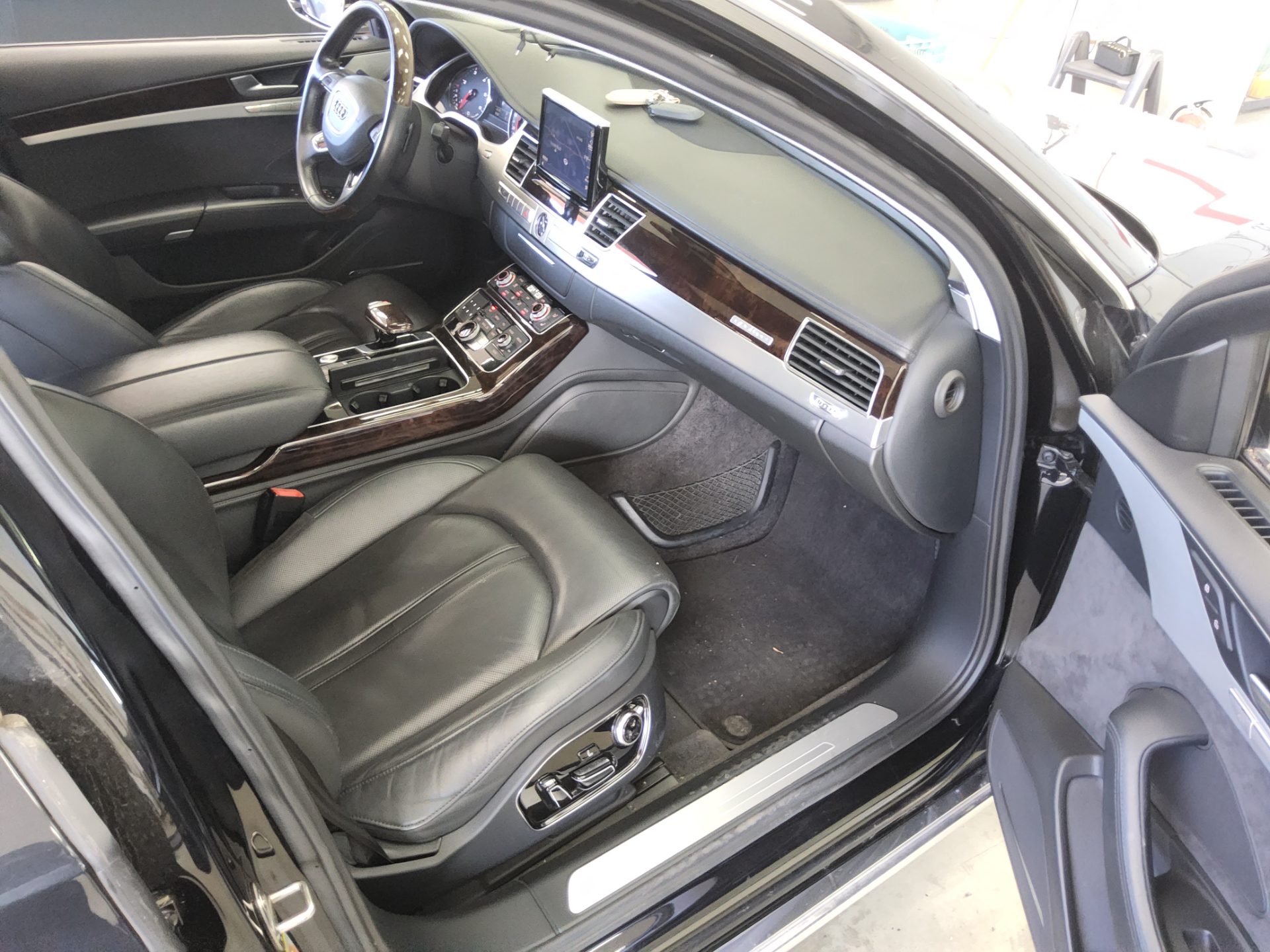 AUDI A8 (3RD GEN) 4.2 TDI QUATTRO LWB 5 SEAT 2014 - zdjęcie 14