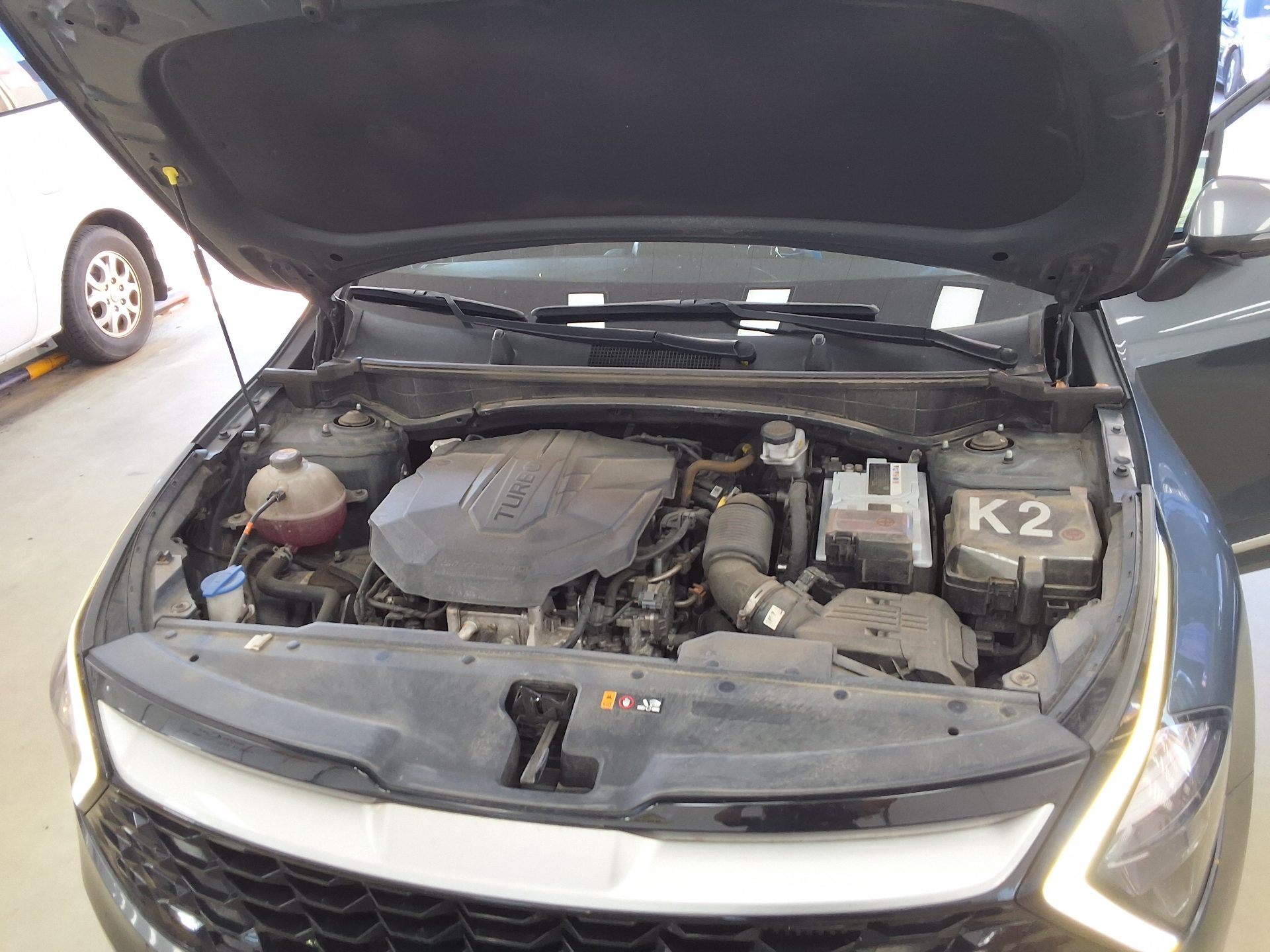 KIA THE ALL NEW SPORTAGE 2.0 DIESEL 2WD PRESTIGE 2023 - zdjęcie 20