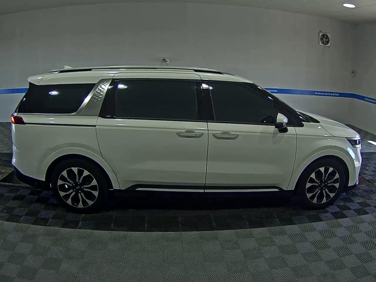 KIA NEW CARNIVAL (KA4) 9-SEATER DIESEL SIGNATURE 2021 - zdjęcie 4