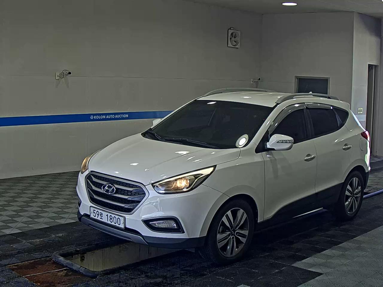 HYUNDAI NEW TUCSON ix DIESEL R2.0 2WD MODERN 2014 - zdjęcie 2