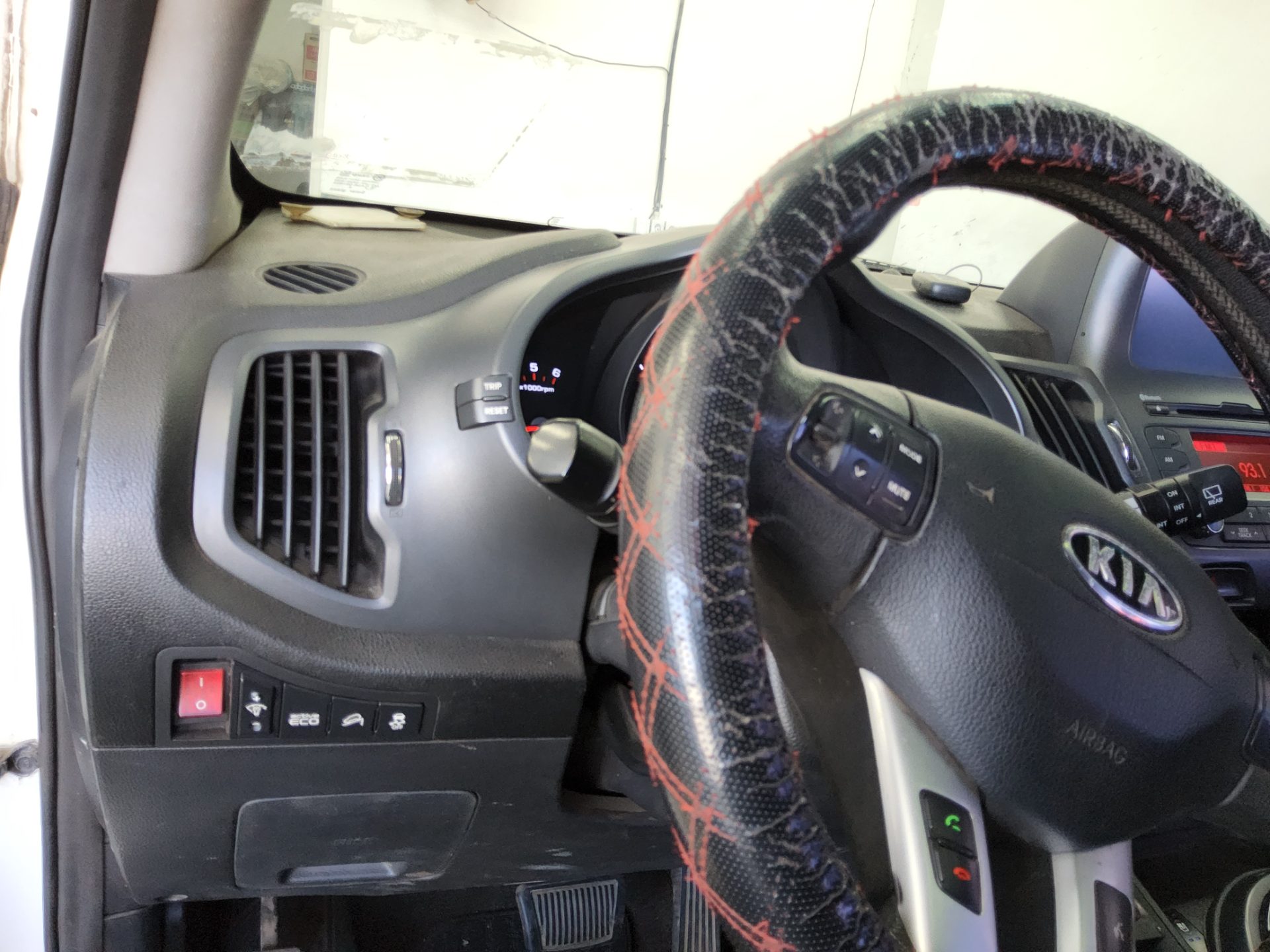KIA SPORTAGE R DIESEL R2.0 2WD TLX LUXURY MODEL 2012 - zdjęcie 18