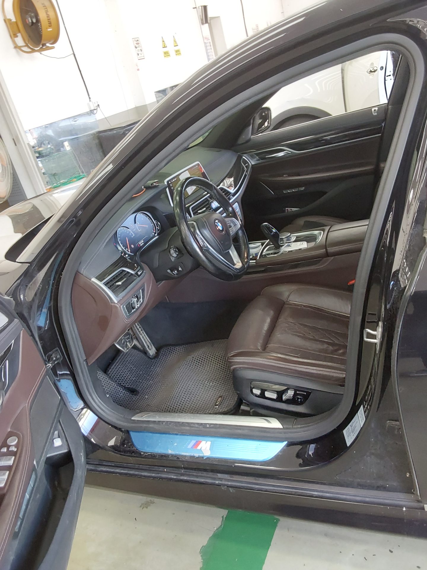 BMW 7 SERIES (6TH GEN) 730Ld xDRIVE M SPORT PACK 2018 - zdjęcie 10