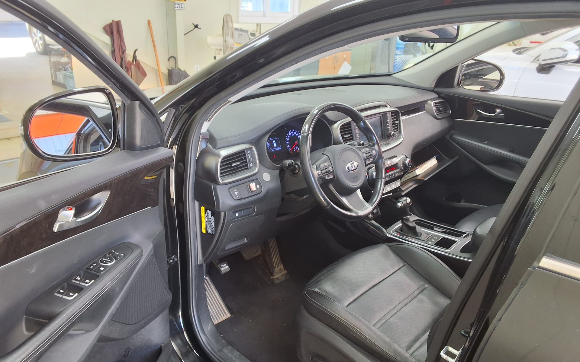 KIA ALL NEW SORENTO R2.0 4WD PRESTIGE 2017 - zdjęcie 10