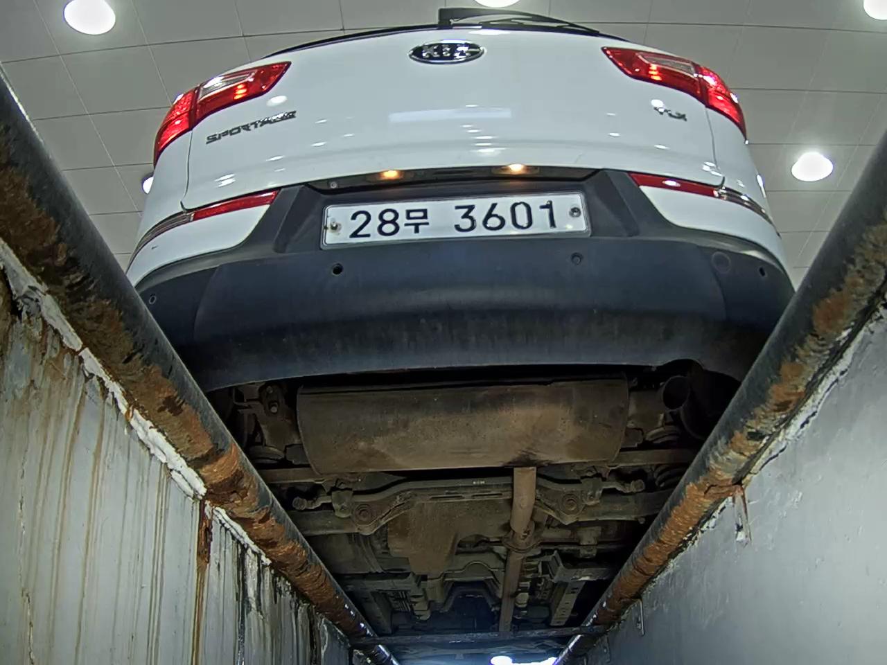 KIA SPORTAGE R DIESEL R2.0 2WD TLX LUXURY MODEL 2012 - zdjęcie 8