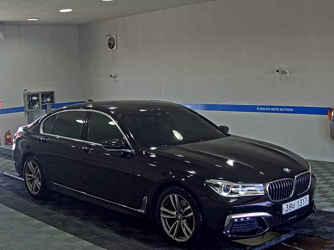 BMW 7 SERIES (6TH GEN) 730Ld xDRIVE M SPORT PACK 2018 - zdjęcie 3