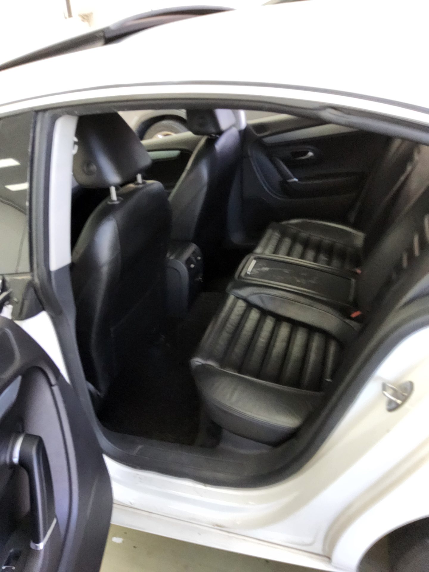 VOLKSWAGEN CC 2.0 TDI 2010 - zdjęcie 12