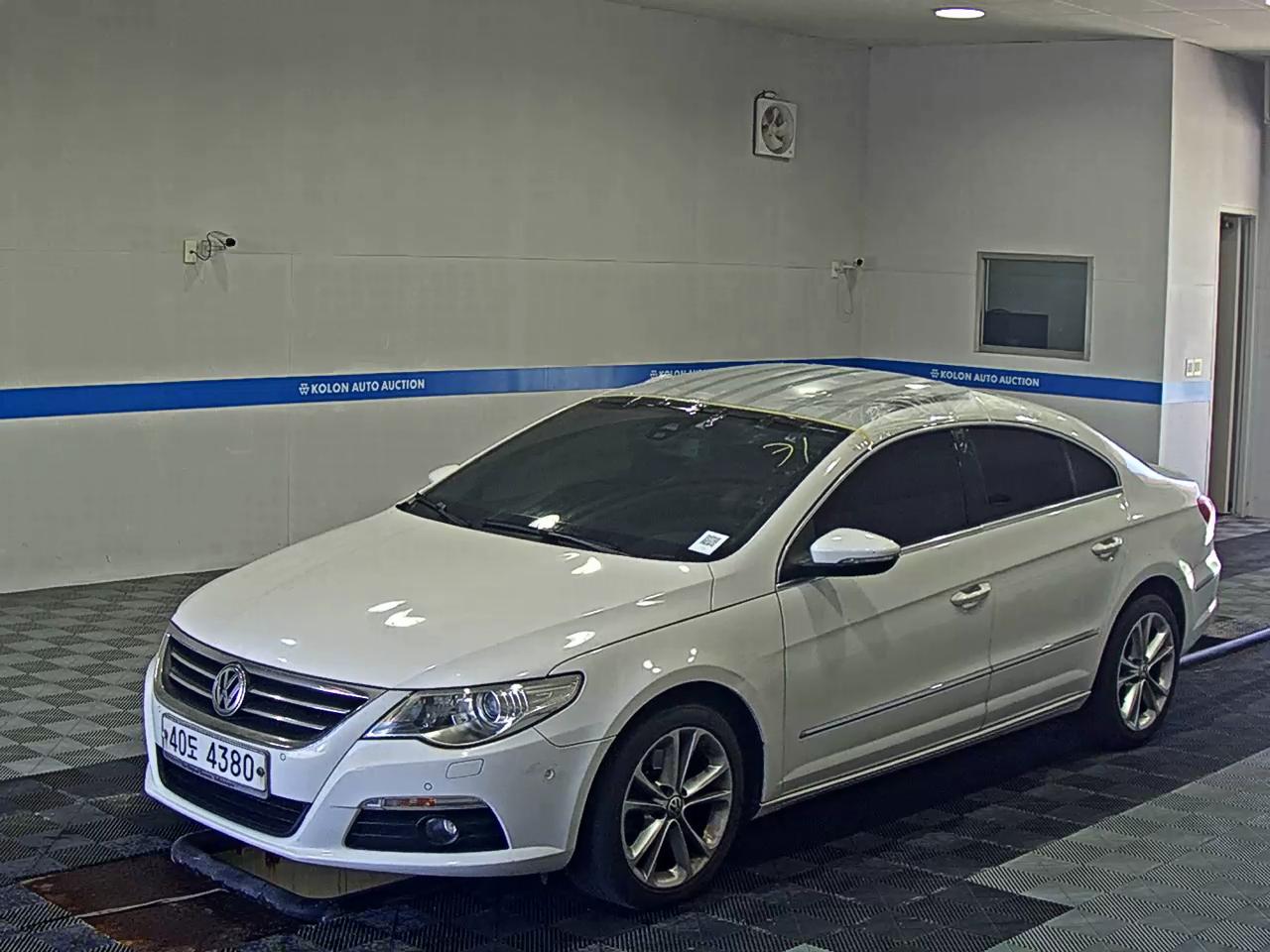 VOLKSWAGEN CC 2.0 TDI 2010 - zdjęcie 2