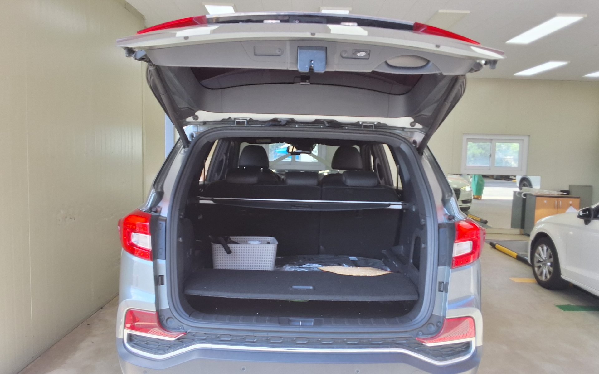 KG MOBILITY (SSANGYONG) G4 REXTON 2.2 4WD MAJESTY 2019 - zdjęcie 15