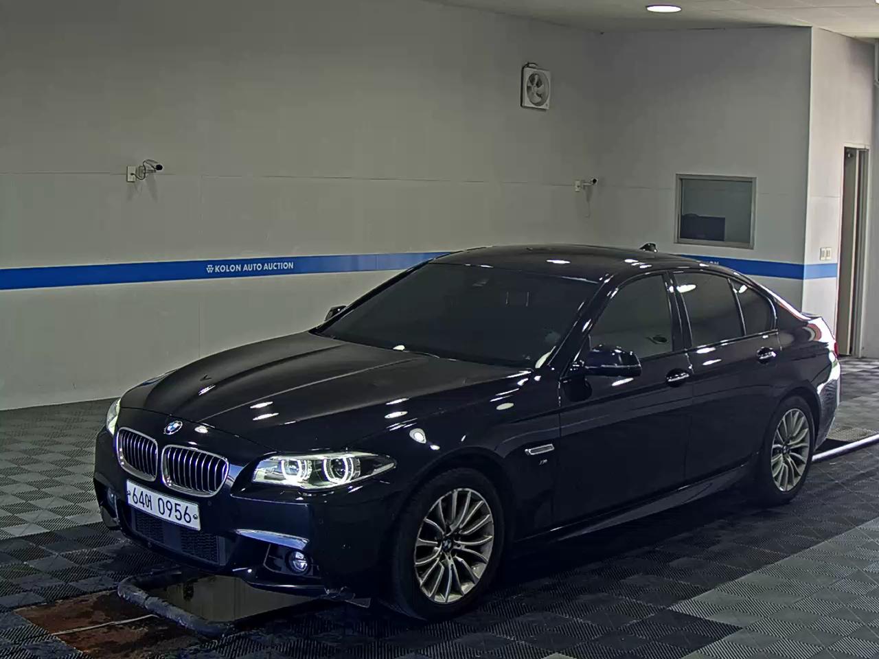 BMW 5 SERIES (6TH GEN) 520d xDRIVE M AERODYNAMIC PRO 2016 - zdjęcie 2