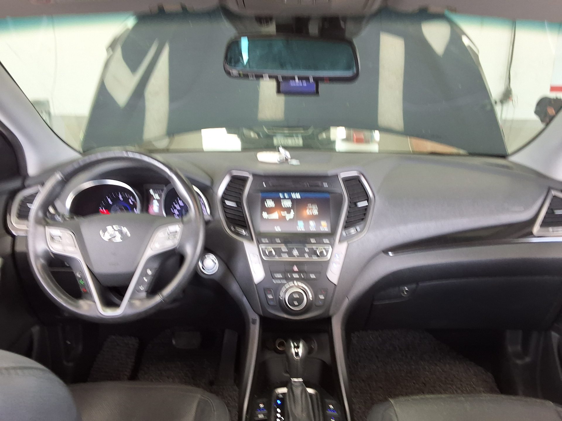 HYUNDAI SANTA FE (DM) DIESEL R2.2 2WD EXCLUSIVE SPECIAL 2015 - zdjęcie 12