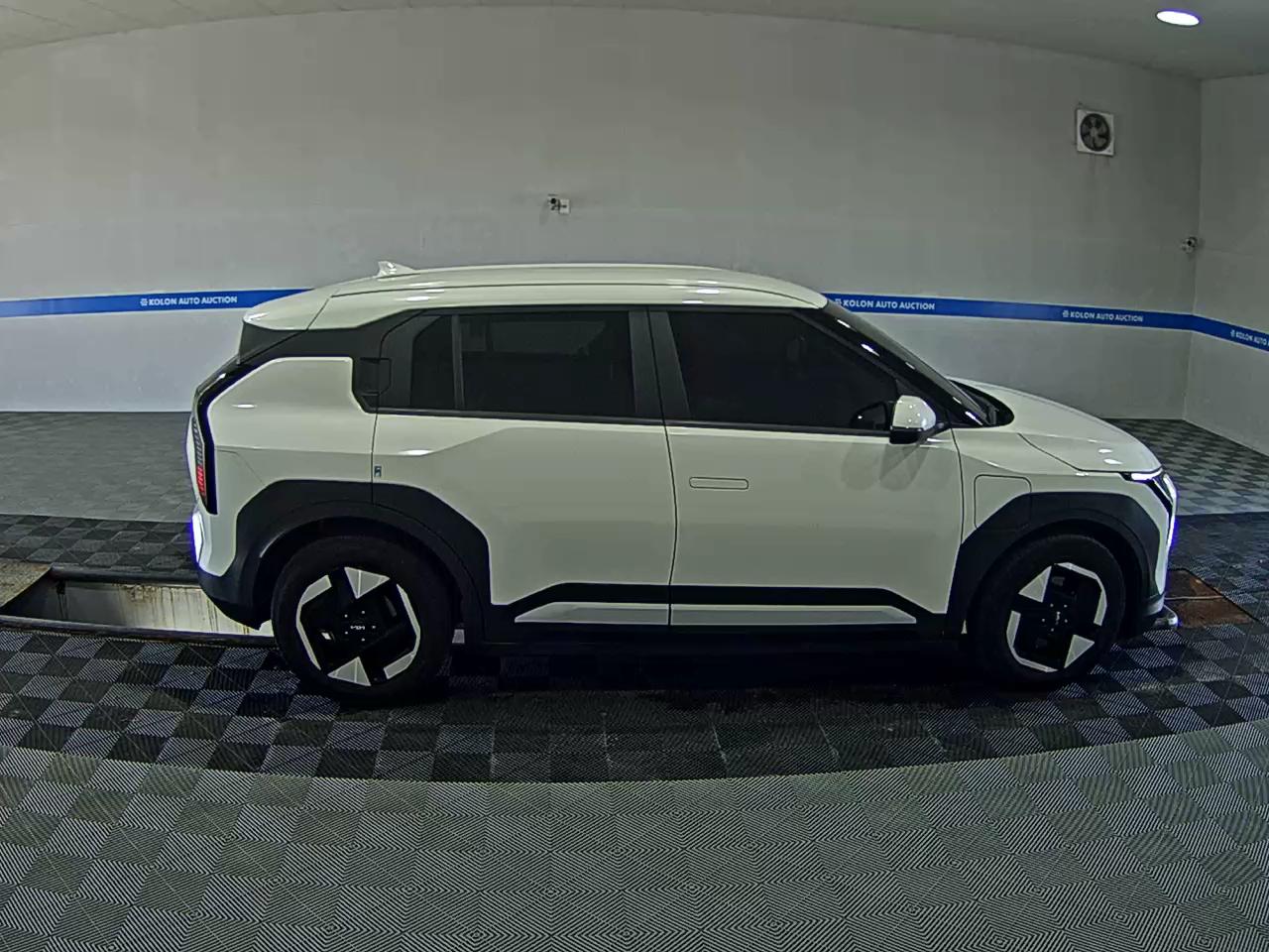 KIA EV3 STANDARD AIR 2025 - zdjęcie 4
