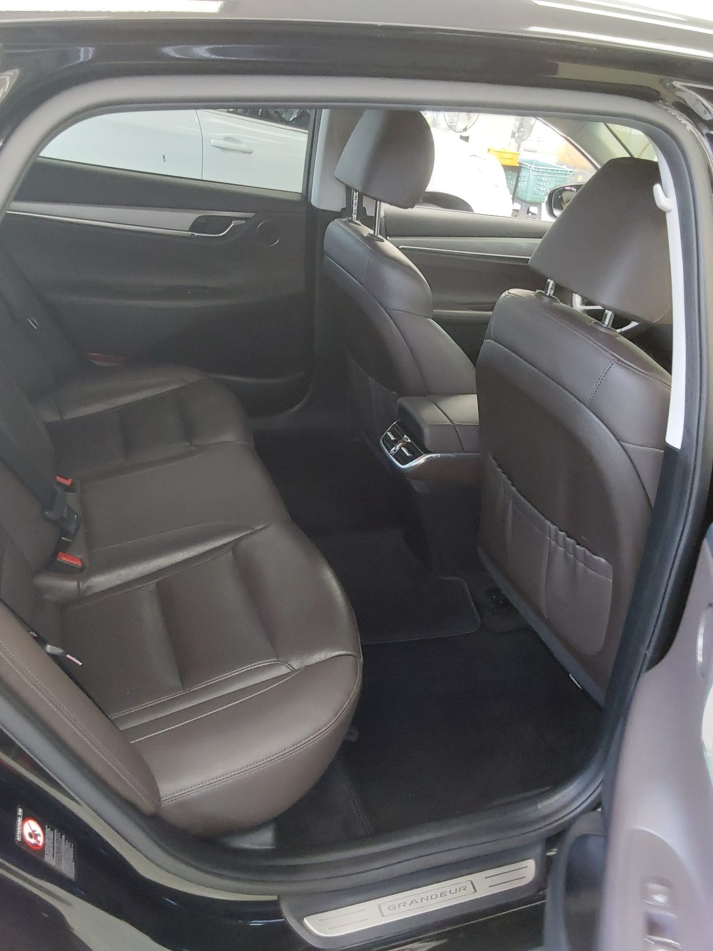 HYUNDAI THE NEW GRANDEUR IG GASOLINE 2.5 PREMIUM CHOICE 2021 - zdjęcie 13