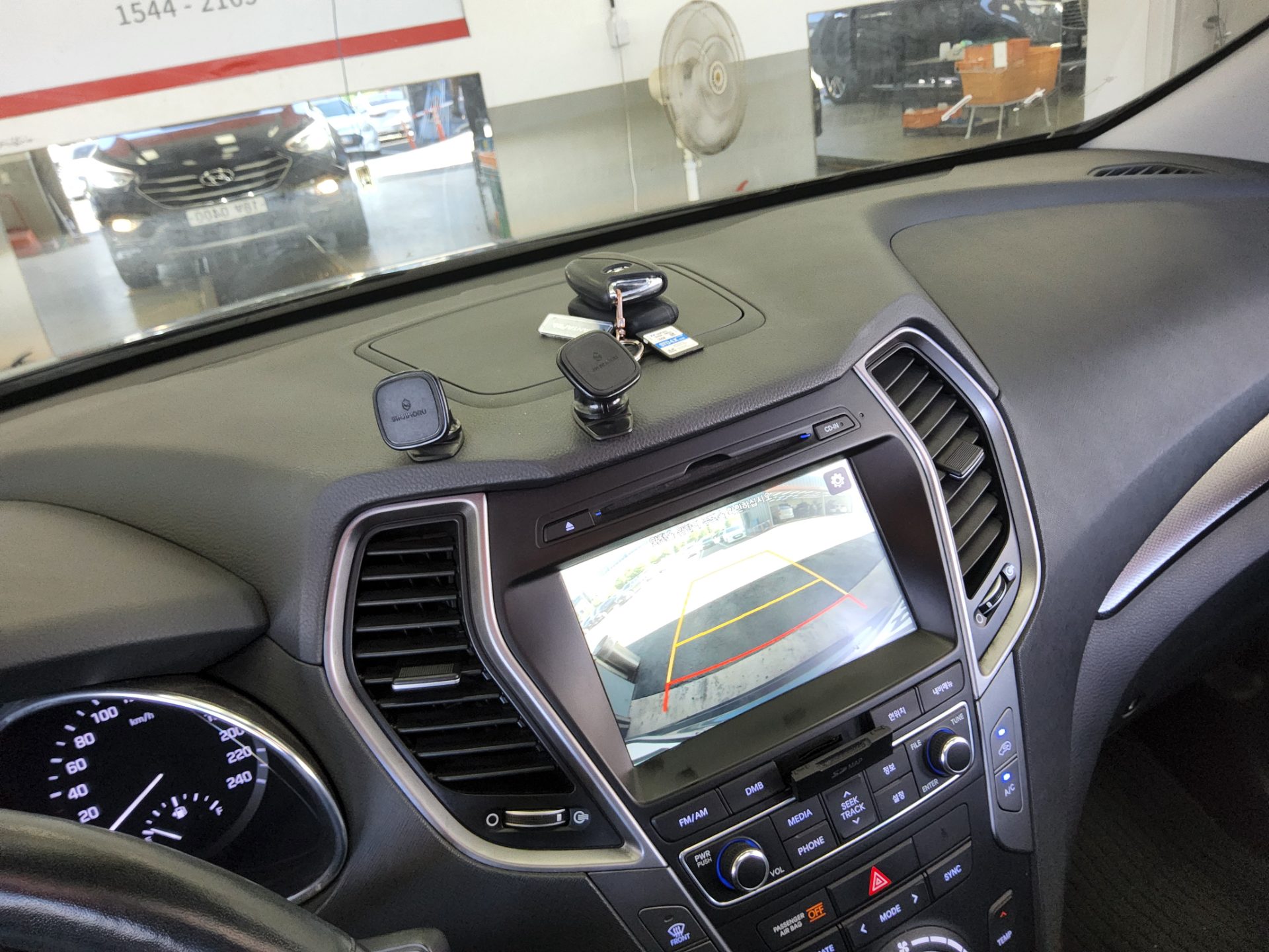 HYUNDAI SANTA FE THE PRIME DIESEL R2.0 2WD EXCLUSIVE 2017 - zdjęcie 17