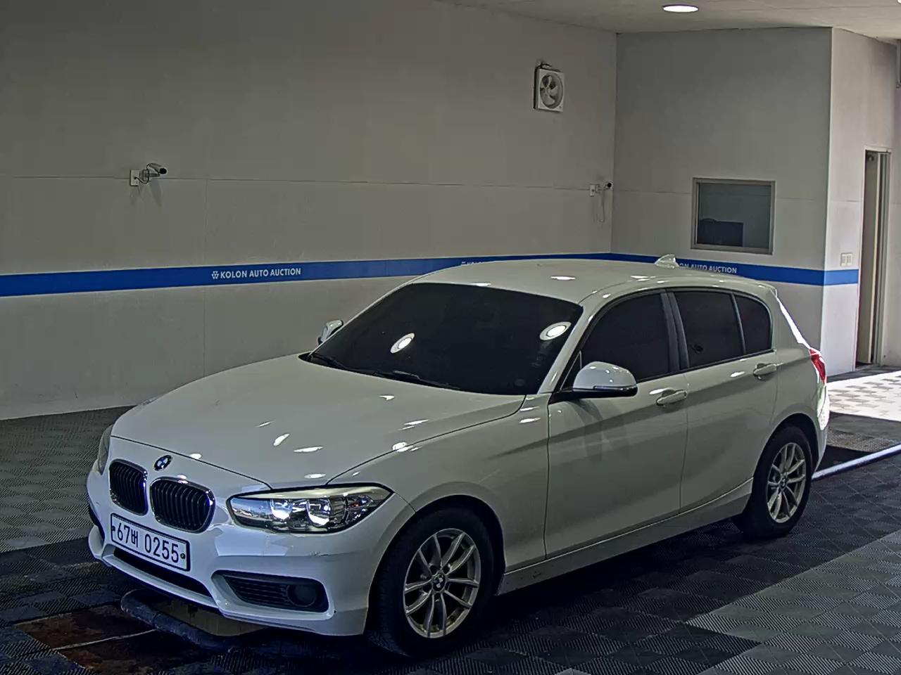 BMW 1 SERIES (2ND GEN) 5-DOOR 118d JOY 2016 - zdjęcie 2