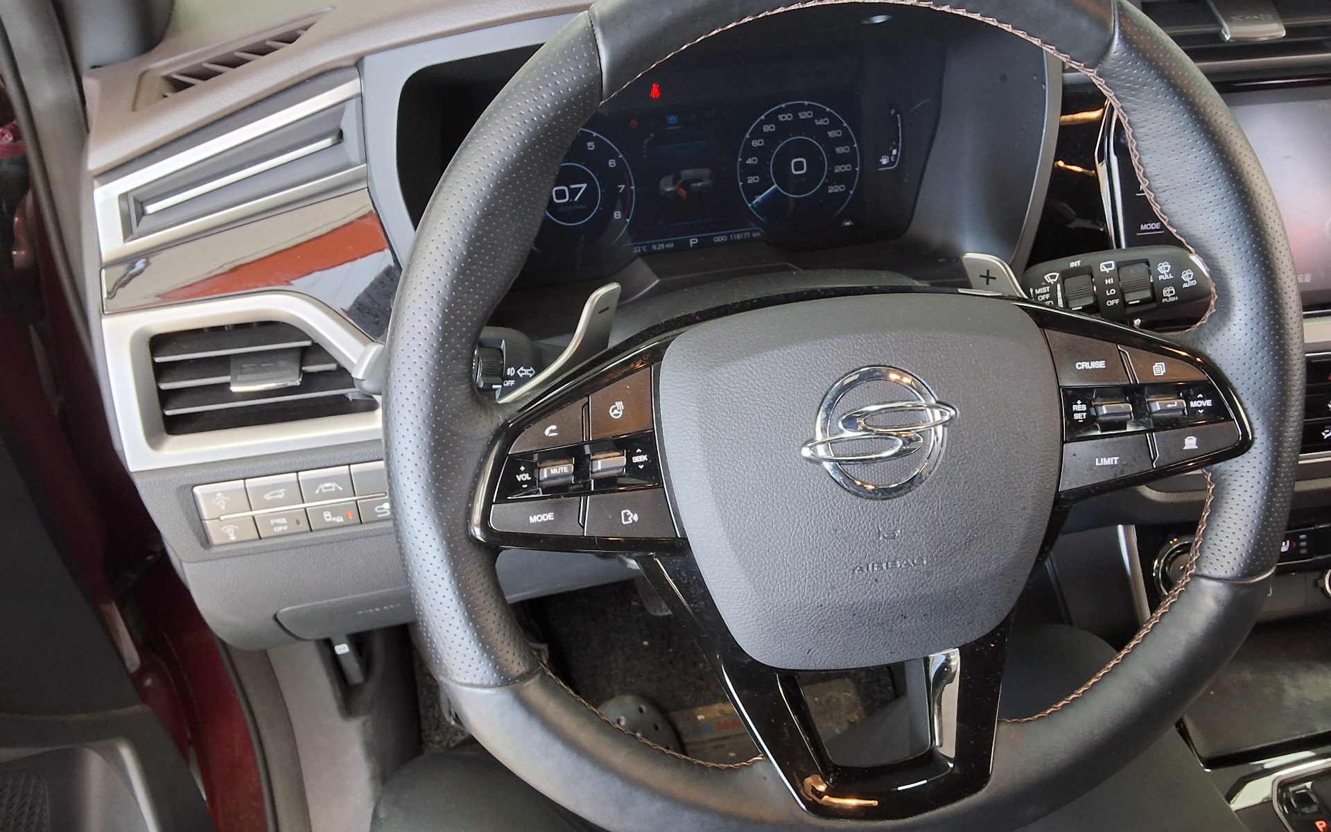 KG MOBILITY (SSANGYONG) ALL NEW KORANDO 1.5 GASOLINE 2WD C5 PLUS 2020 - zdjęcie 17