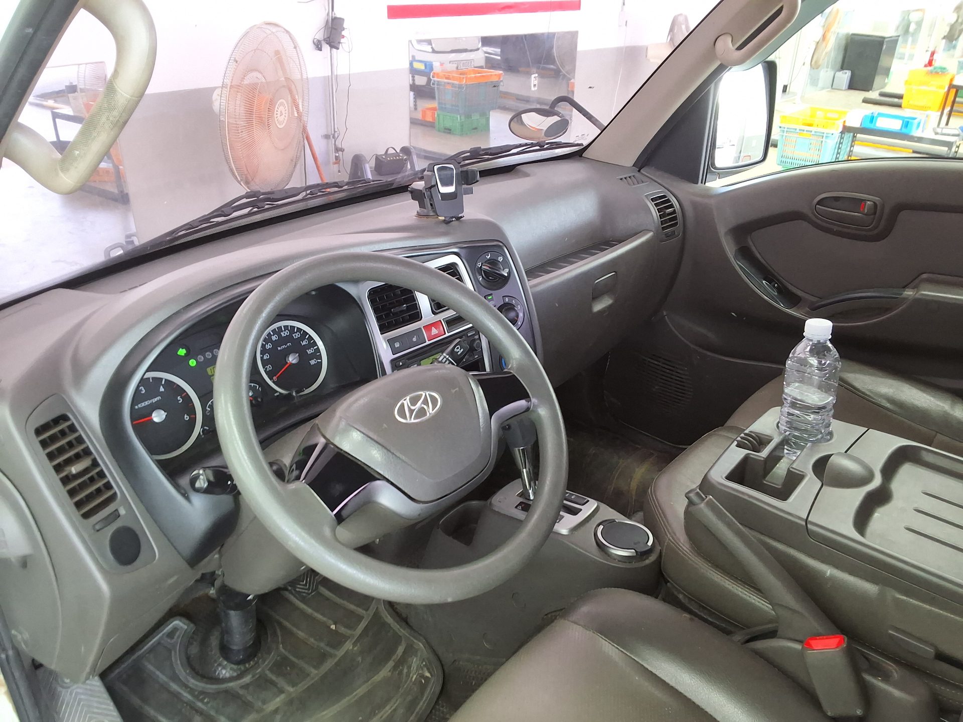 HYUNDAI PORTER II CRDi SUPER CAB EXTRA LONG WHEELBASE SUPER 2017 - zdjęcie 12