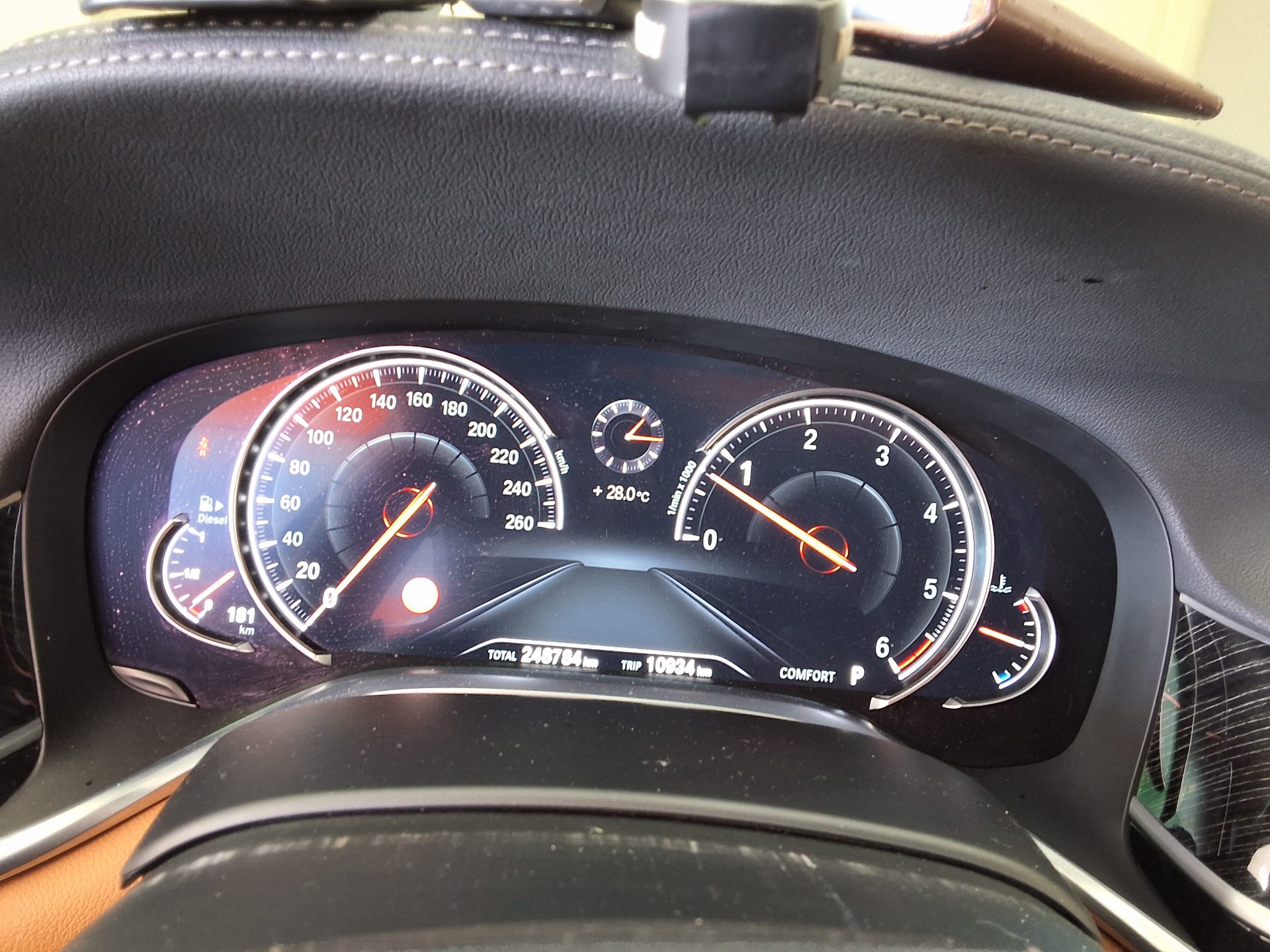 BMW 7 SERIES (6TH GEN) 740d xDRIVE M SPORT 2017 - zdjęcie 10