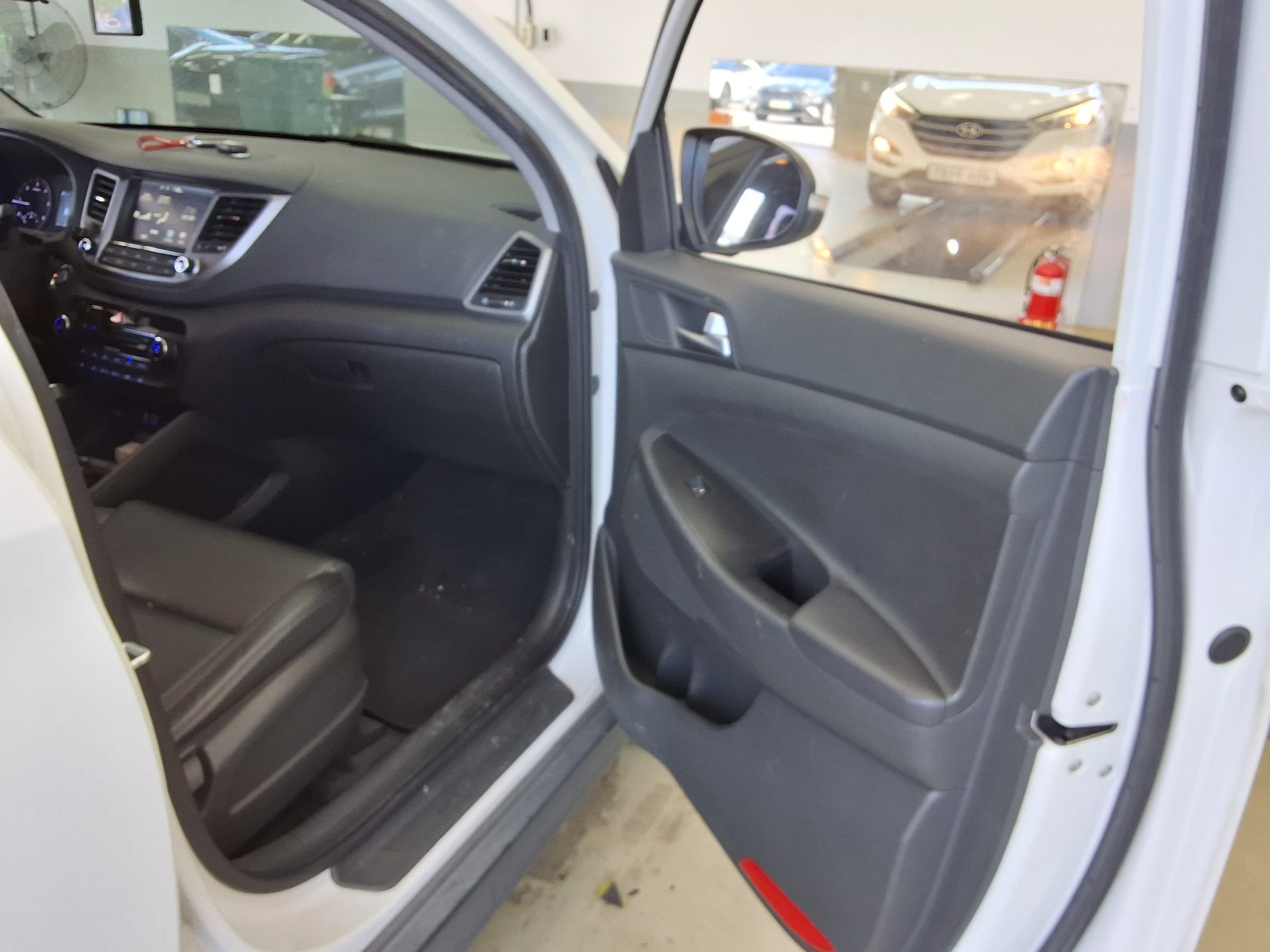 HYUNDAI ALL NEW TUCSON DIESEL R2.0 2WD MODERN 2016 - zdjęcie 14