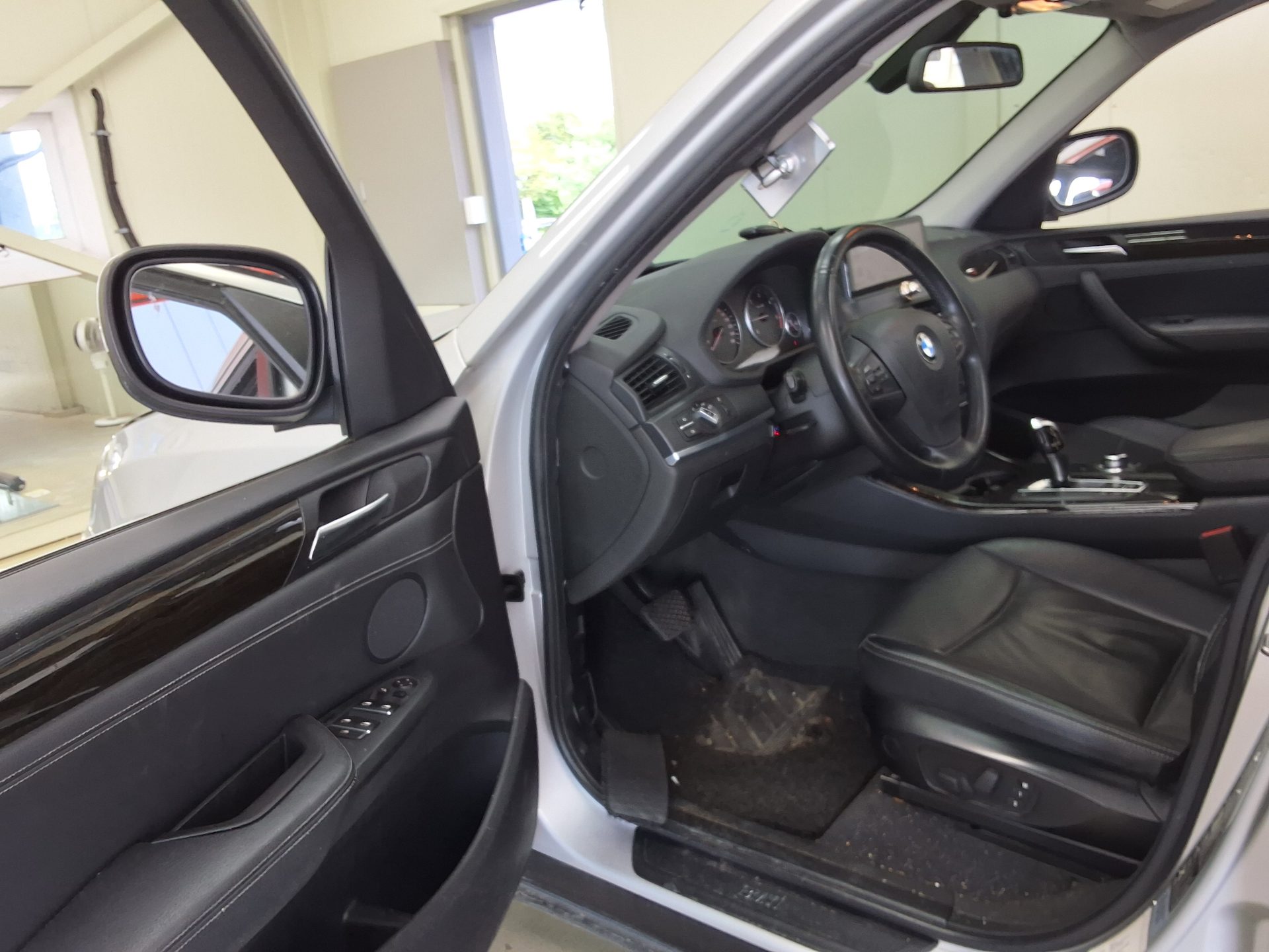 BMW X3 (2ND GEN) 20d xDRIVE HIGH 2011 - zdjęcie 11