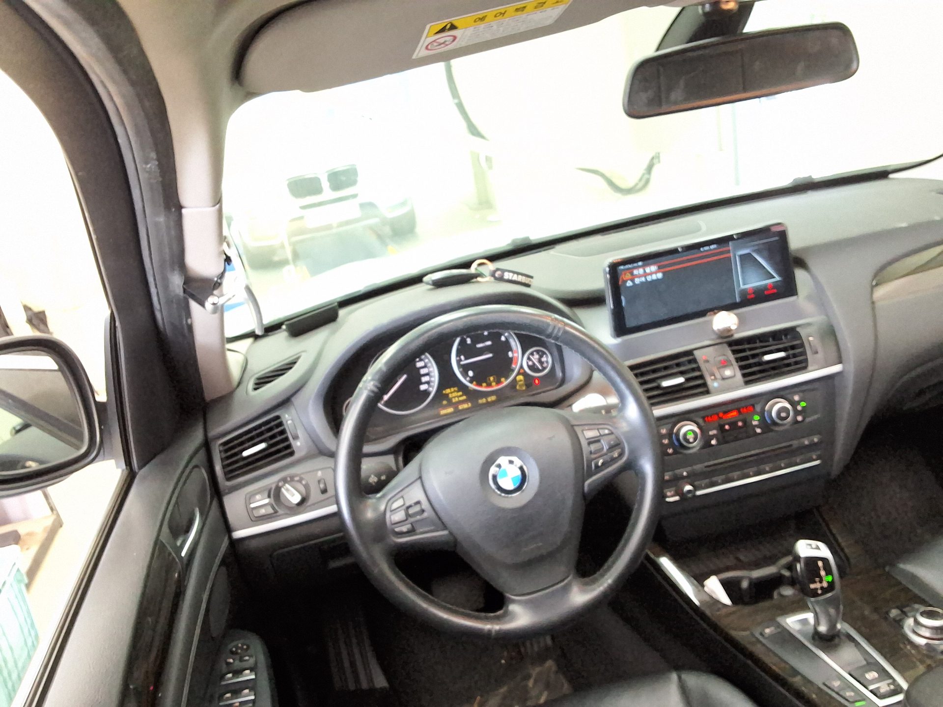 BMW X3 (2ND GEN) 20d xDRIVE HIGH 2011 - zdjęcie 12