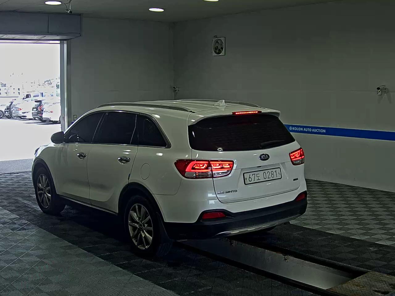 KIA ALL NEW SORENTO R2.0 2WD PRESTIGE 2017 - zdjęcie 6