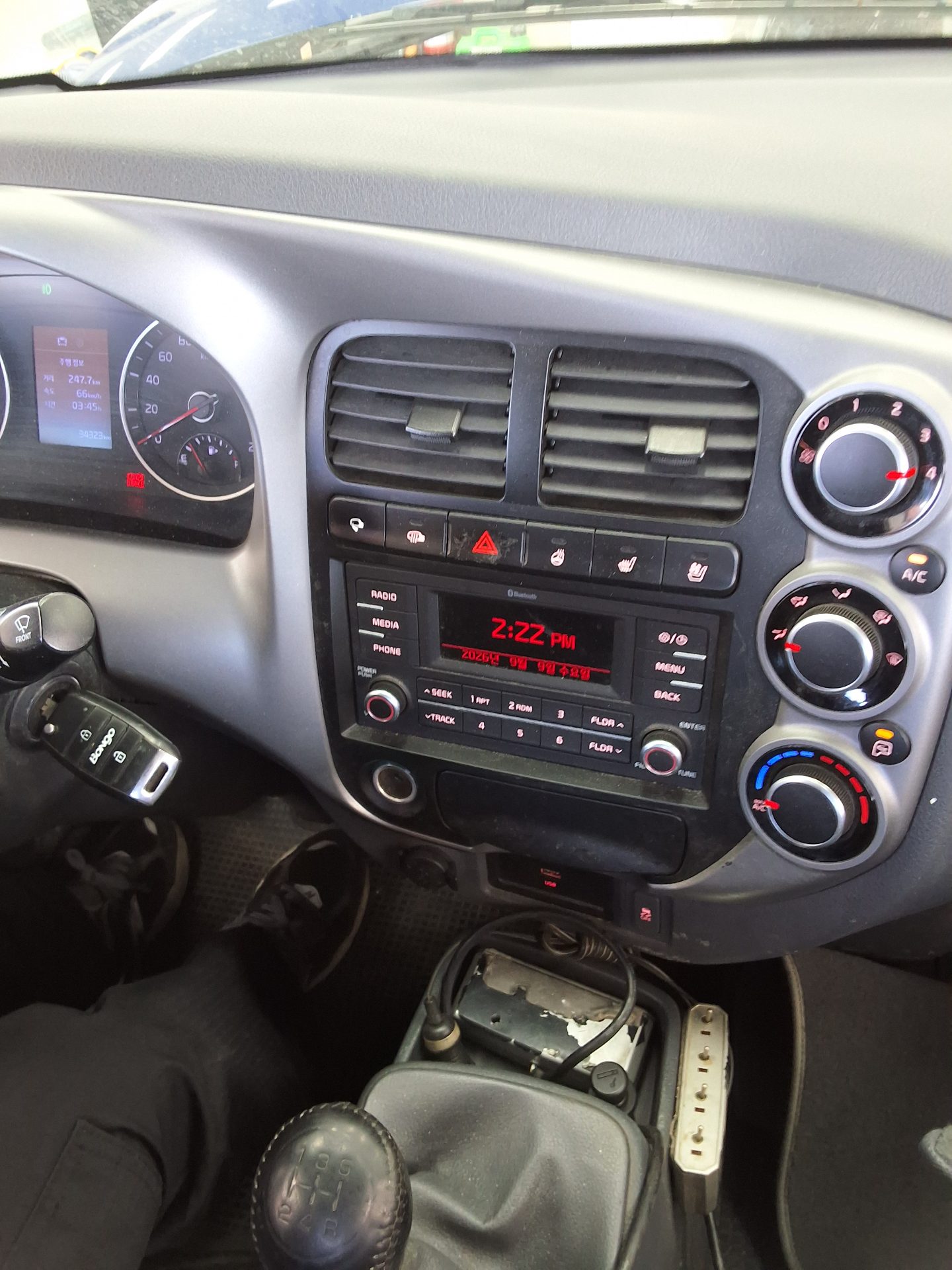 KIA THE NEW BONGO III CARGO 1 TON LPG KING CAB EXTRA LONG WHEELBASE GL 2020 - zdjęcie 15