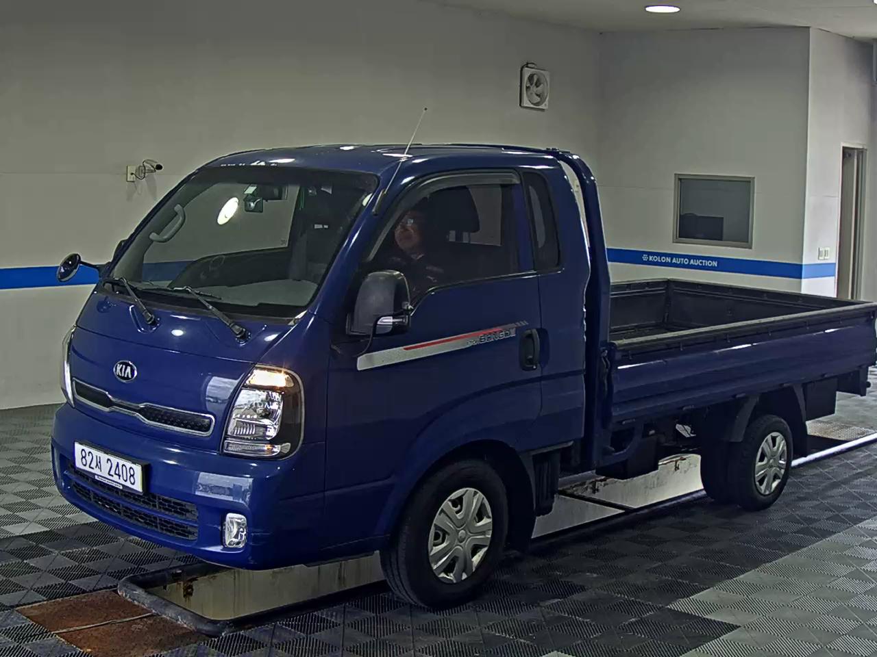KIA THE NEW BONGO III CARGO 1 TON LPG KING CAB EXTRA LONG WHEELBASE GL 2020 - zdjęcie 2