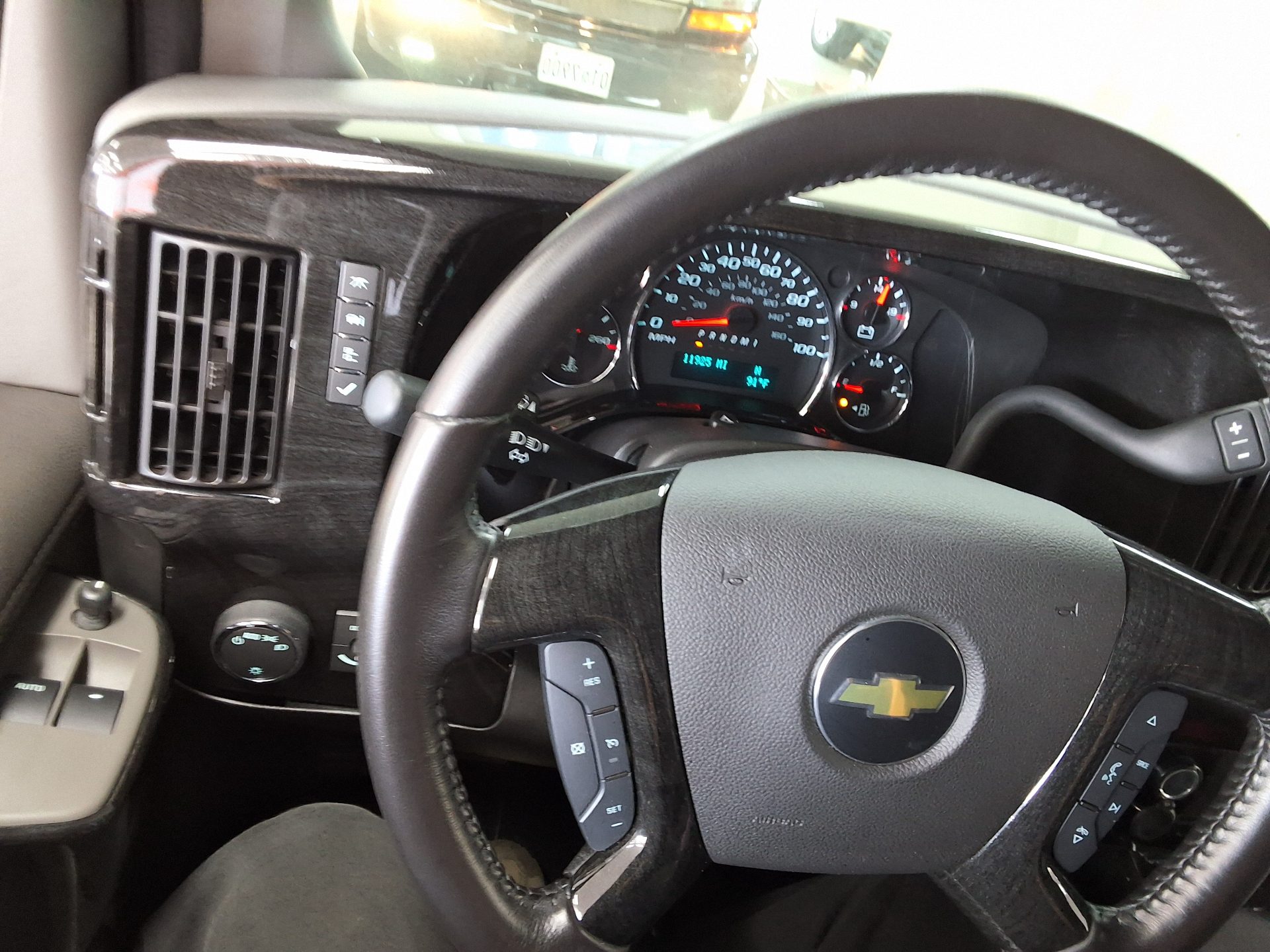 CHEVROLET EXPRESS VAN 6 2019 - zdjęcie 22