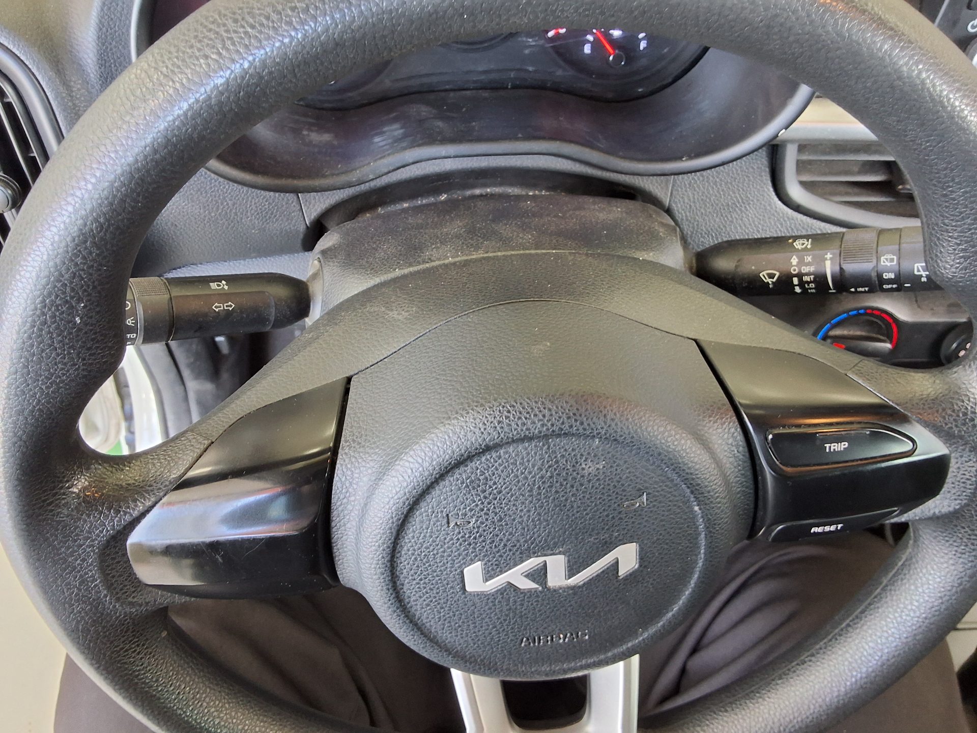 KIA MORNING URBAN 1.0 GASOLINE STANDARD 2022 - zdjęcie 17