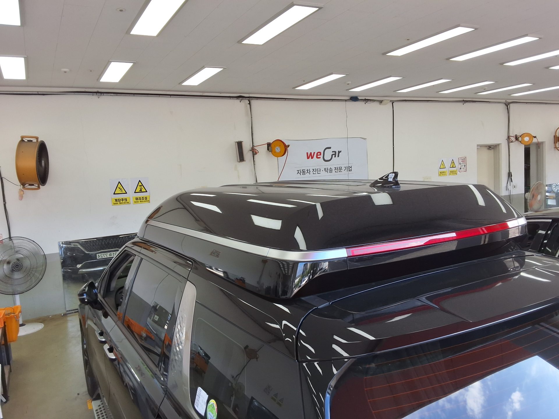 KIA NEW CARNIVAL (KA4) HI-LIMOUSINE 7-SEATER GASOLINE SIGNATURE 2023 - zdjęcie 31