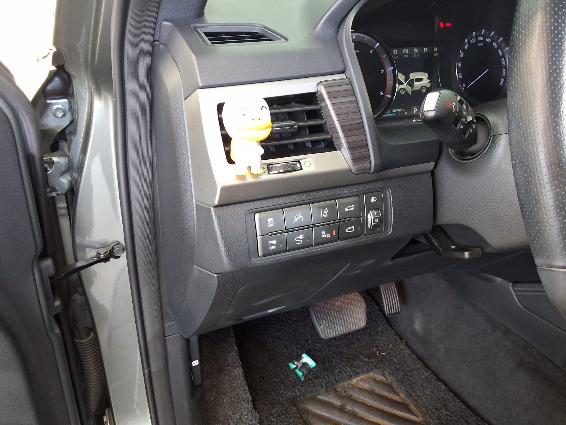 KG MOBILITY (SSANGYONG) G4 REXTON 2.2 4WD HERITAGE 2018 - zdjęcie 20