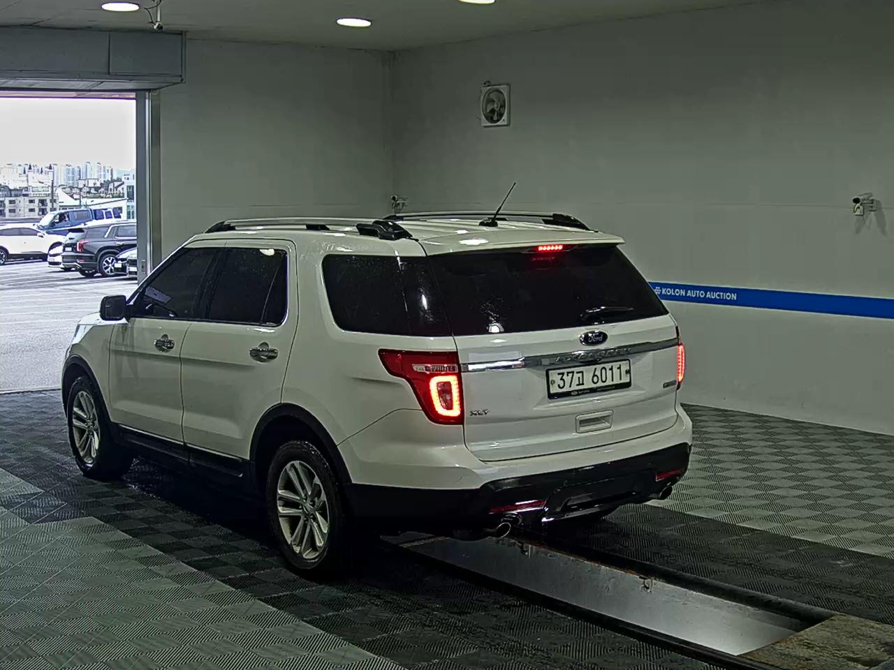 FORD EXPLORER (5TH GEN) 2 XLT 2013 - zdjęcie 6