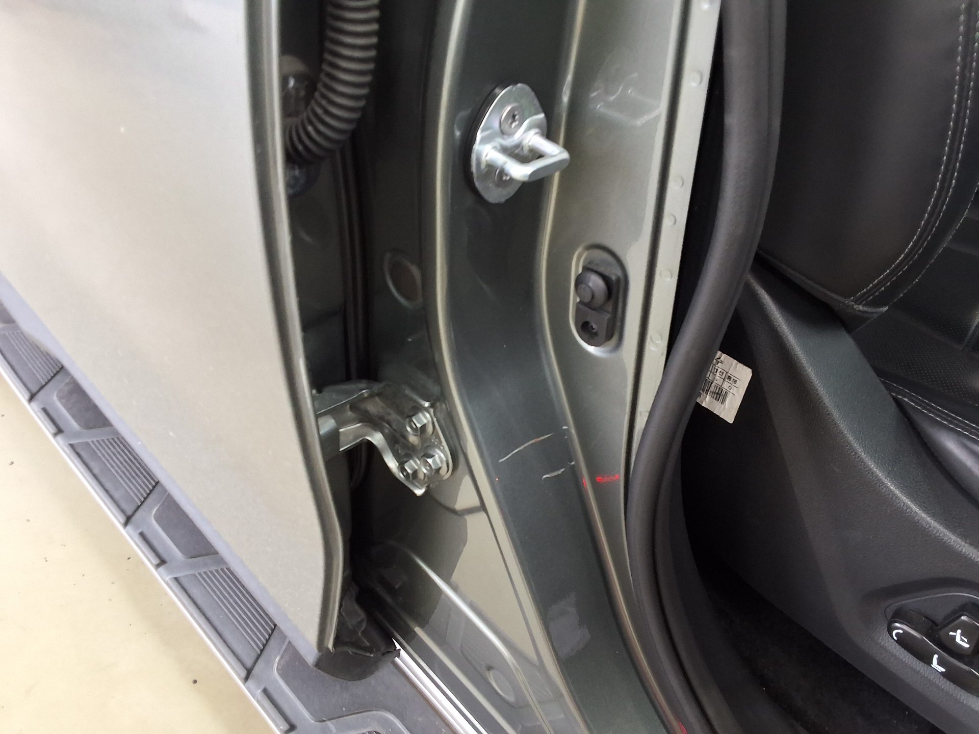 KG MOBILITY (SSANGYONG) G4 REXTON 2.2 4WD HERITAGE 2018 - zdjęcie 27