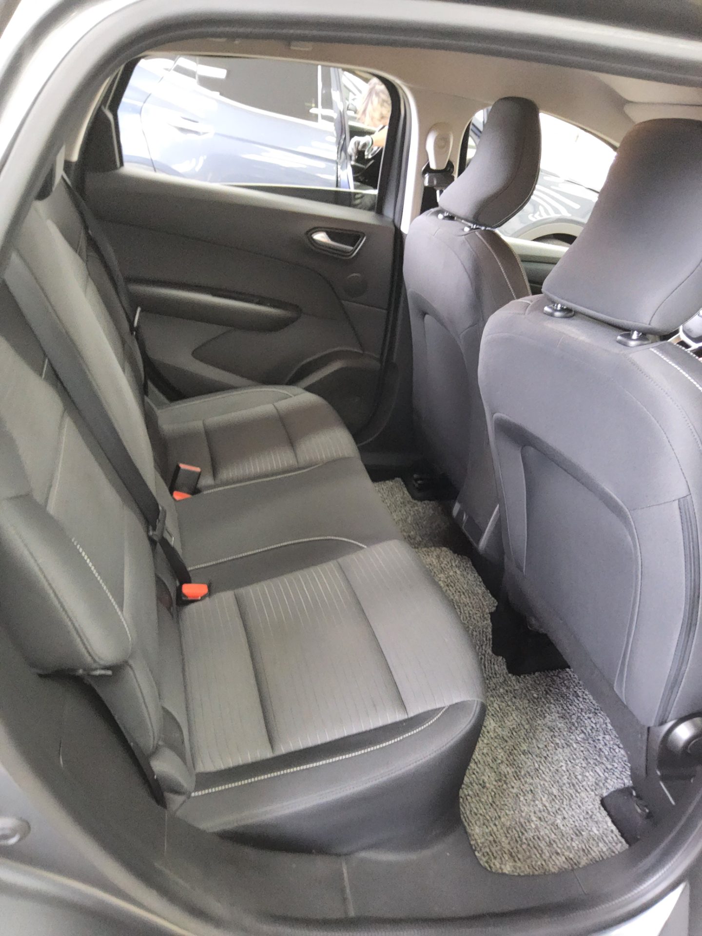 RENAULT (SAMSUNG) XM3 1.6 GTe SE 2021 - zdjęcie 13
