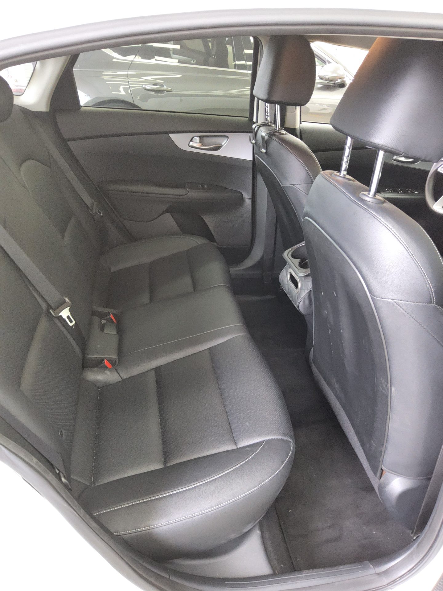 KIA THE NEW K3 1.6 GASOLINE TRENDY 2022 - zdjęcie 13