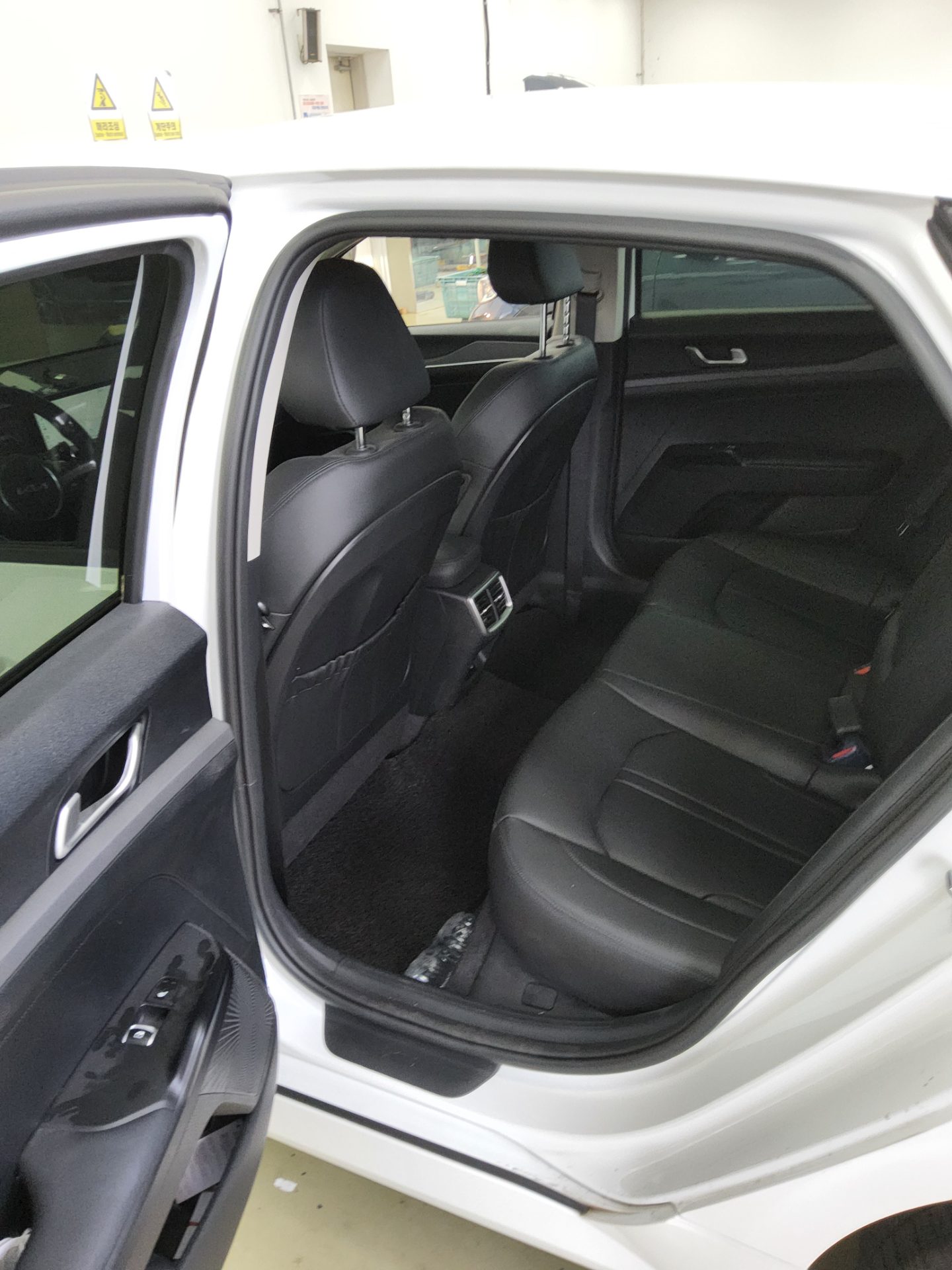 KIA THE NEW K5 (DL3) 2.0 GASOLINE PRESTIGE 2024 - zdjęcie 12