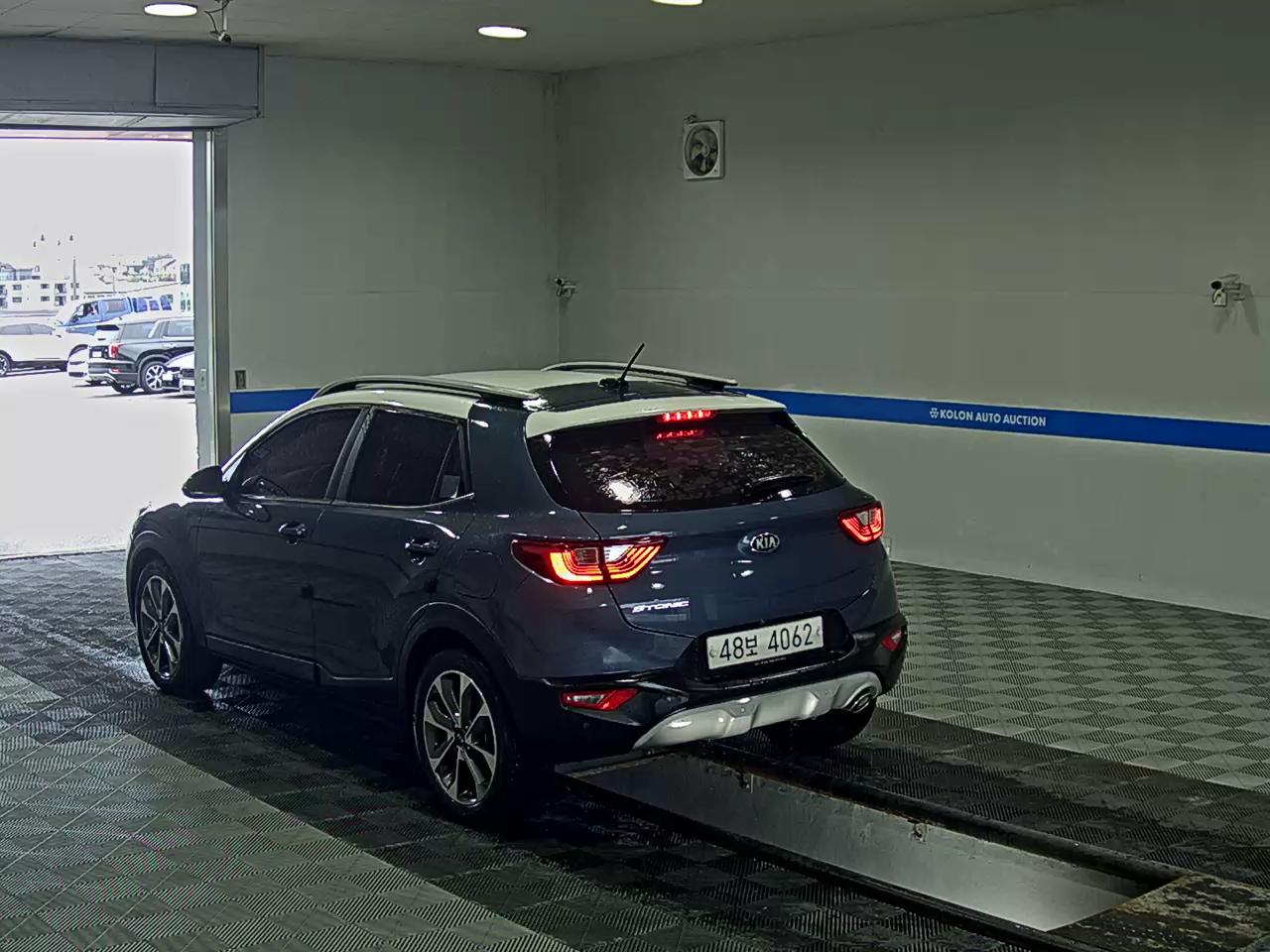 KIA STONIC 1.4 GASOLINE PRESTIGE 2018 - zdjęcie 6