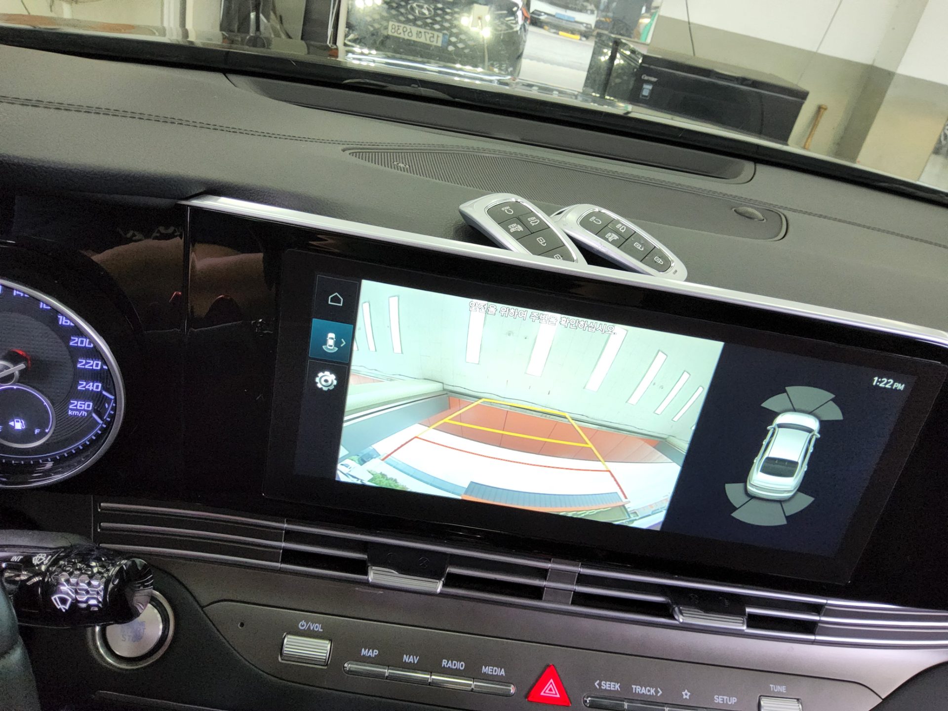 HYUNDAI THE NEW GRANDEUR IG LPi 3.0 RENTAL CAR MODERN 2022 - zdjęcie 17