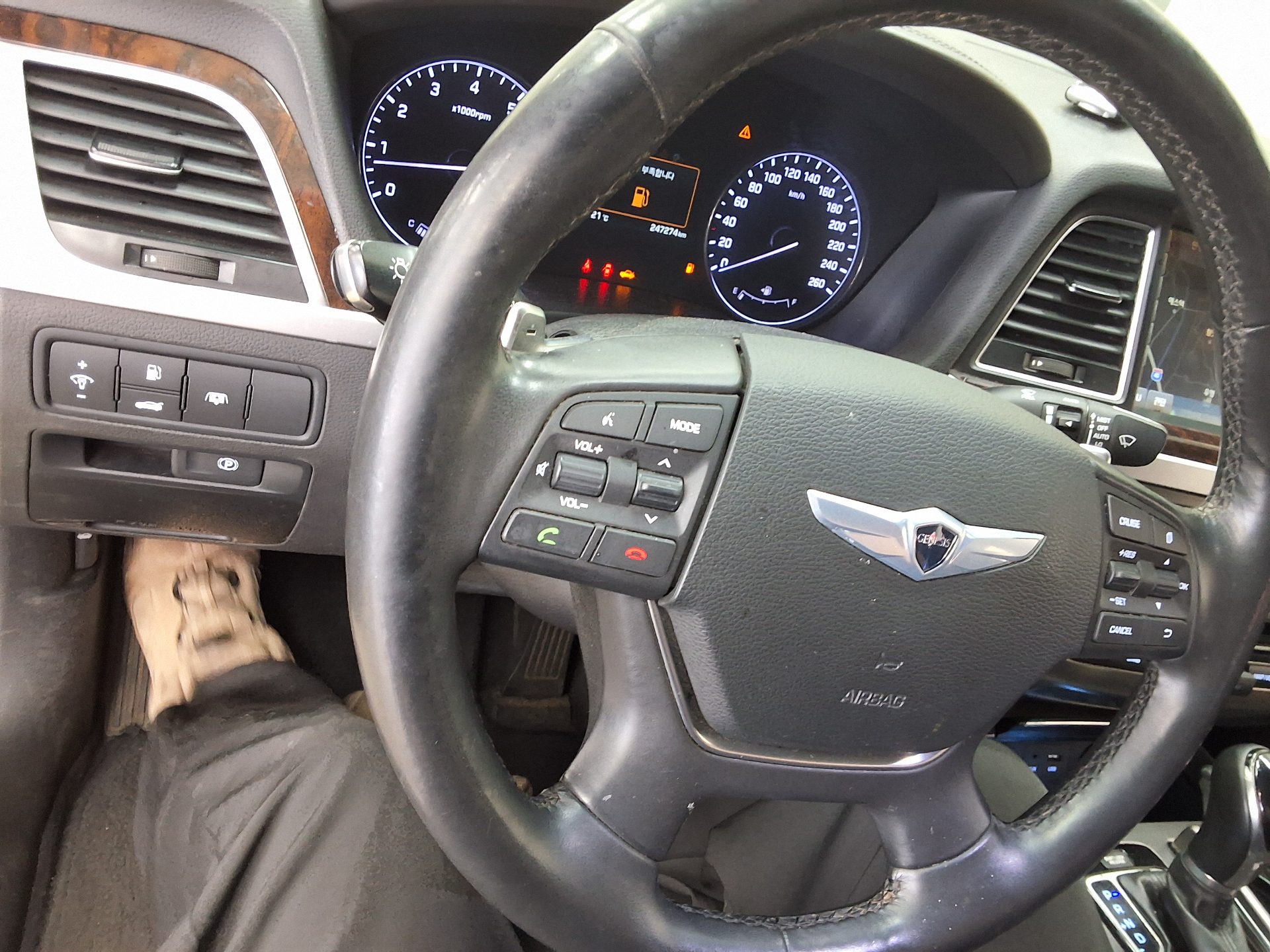 HYUNDAI GENESIS DH G380 AWD EXCLUSIVE 2015 - zdjęcie 23
