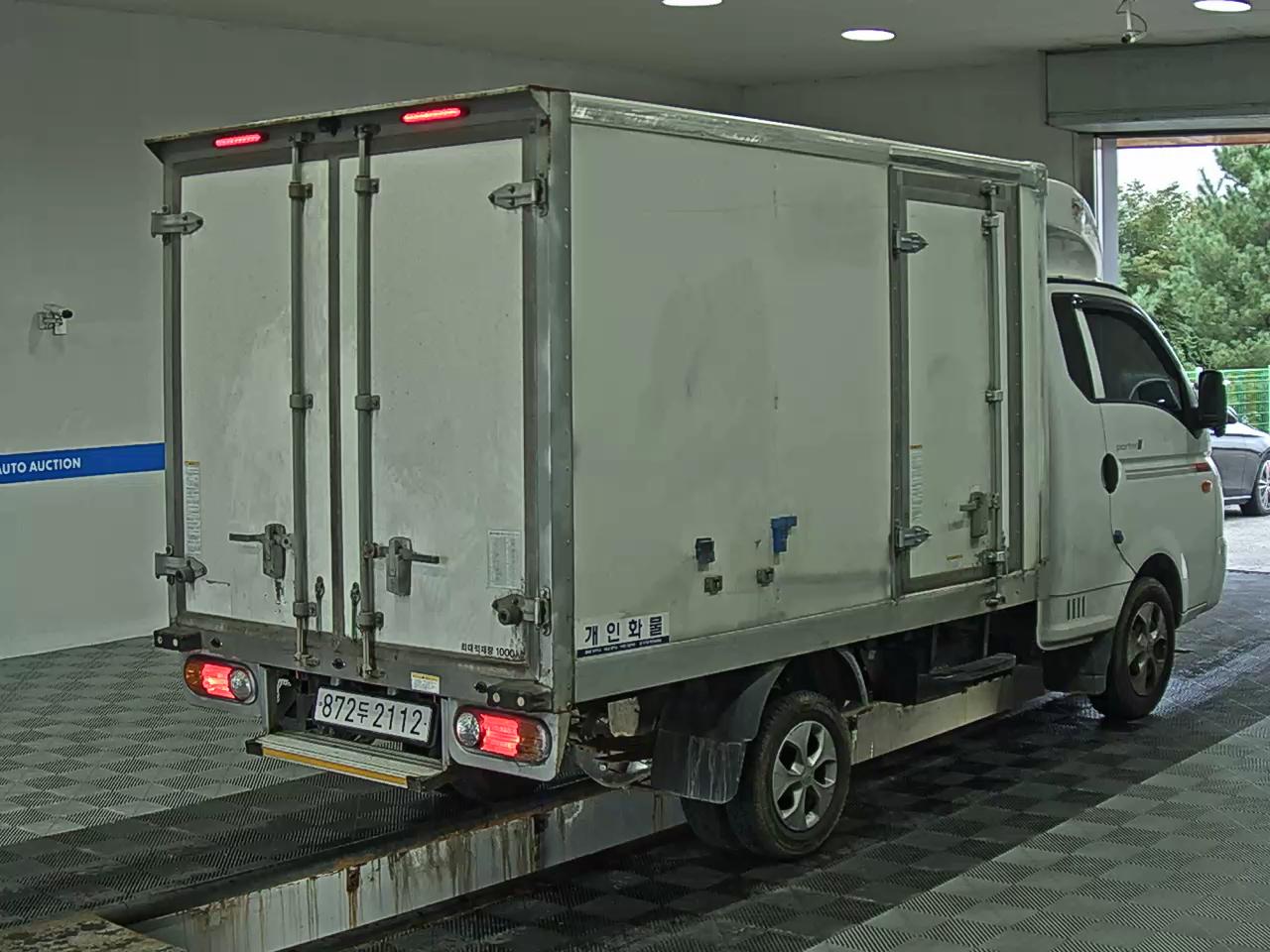 HYUNDAI PORTER II REFRIGERATED BOX TRUCK SUPER CAB 2022 - zdjęcie 5