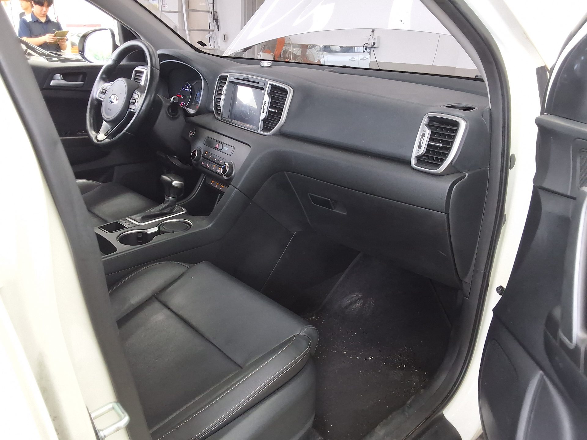 KIA NEW SPORTAGE R2.0 2WD PRESTIGE 2016 - zdjęcie 14