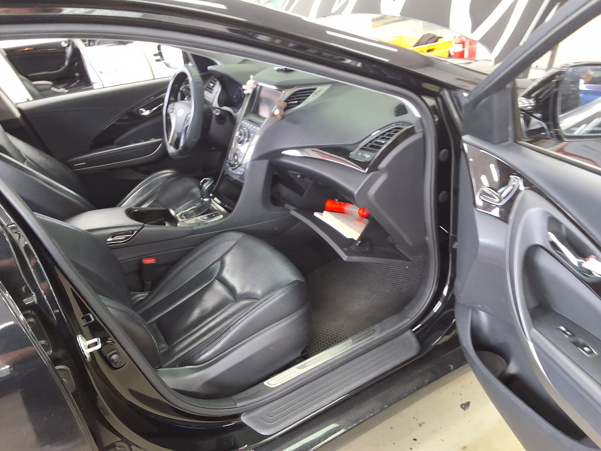HYUNDAI GRANDEUR HG HG 300 EXCLUSIVE 2013 - zdjęcie 15