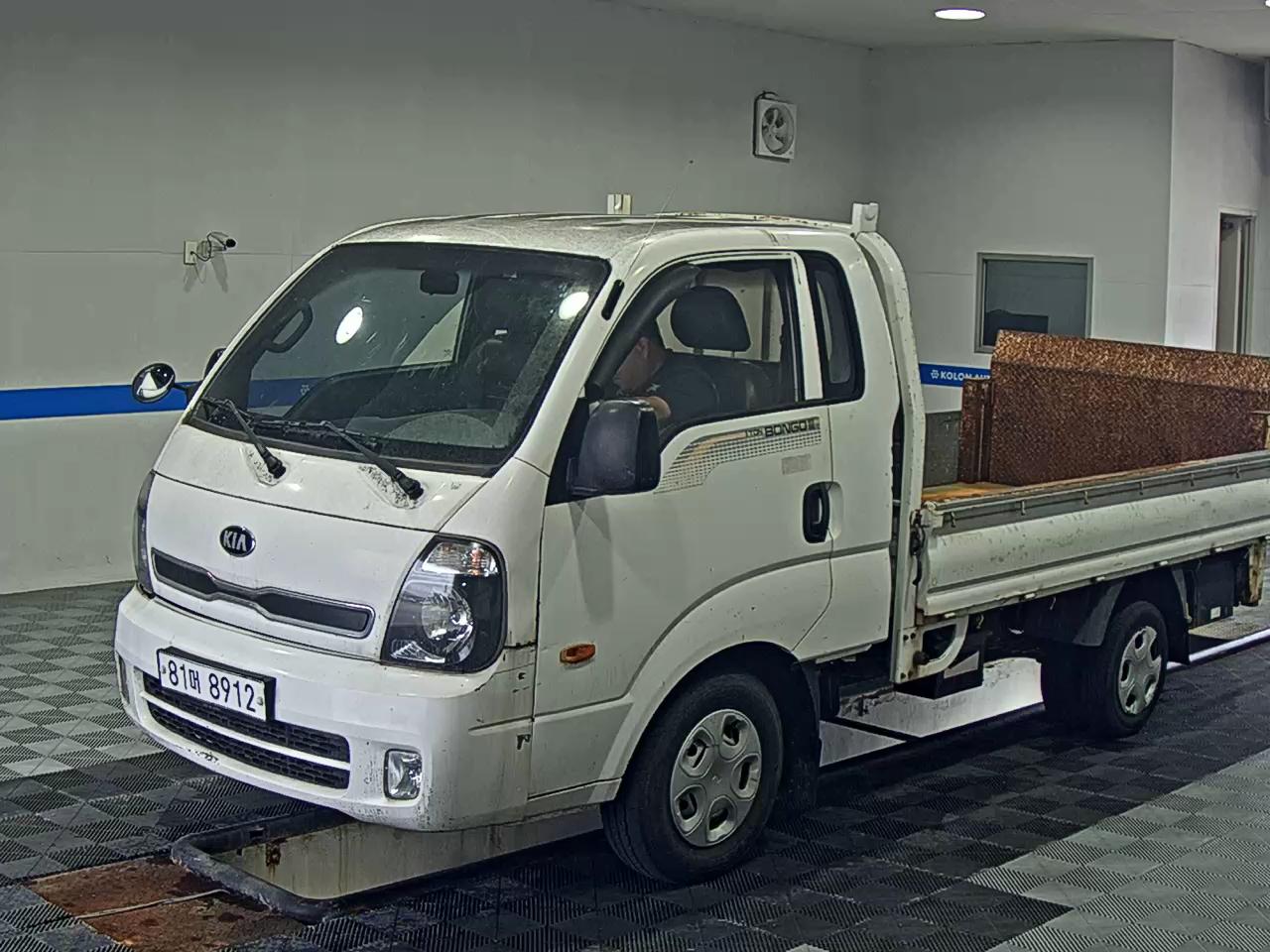 KIA BONGO III CARGO POWER GATE 1 TON 2016 - zdjęcie 2